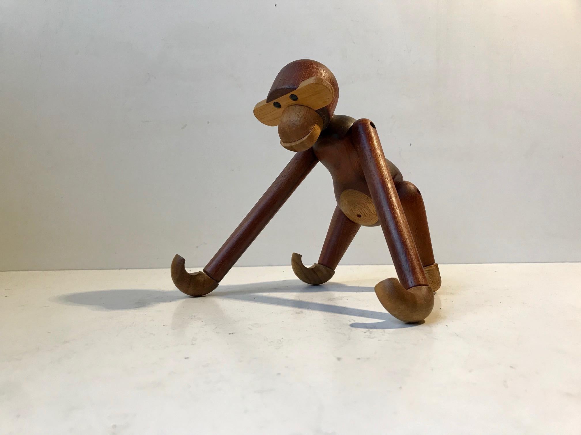 Mid-Century Modern Vintage Teak Monkey by Kay Bojesen, 1970s
