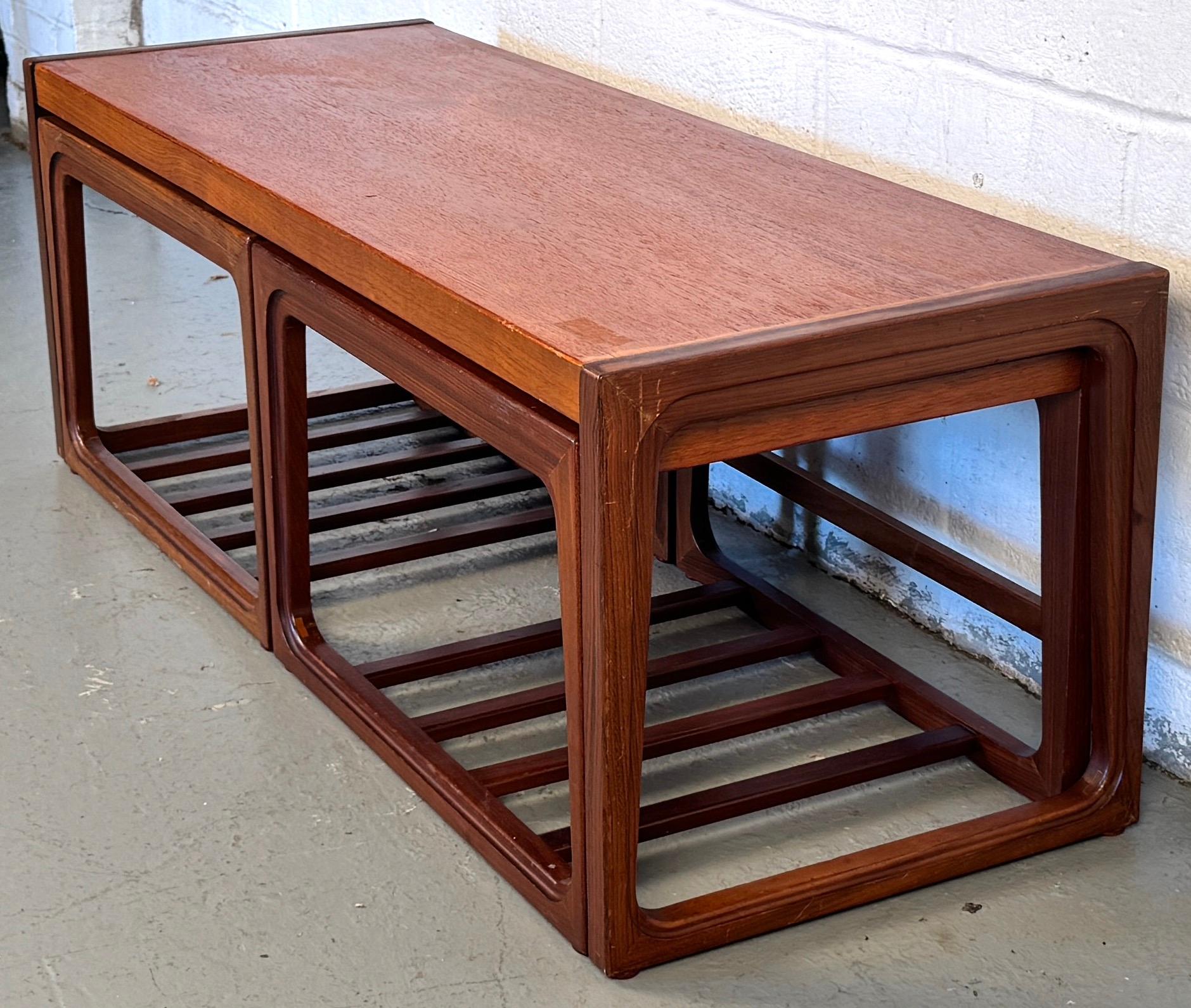 Mid-Century Modern Vintage Teak Nesting Coffee Table For Sale