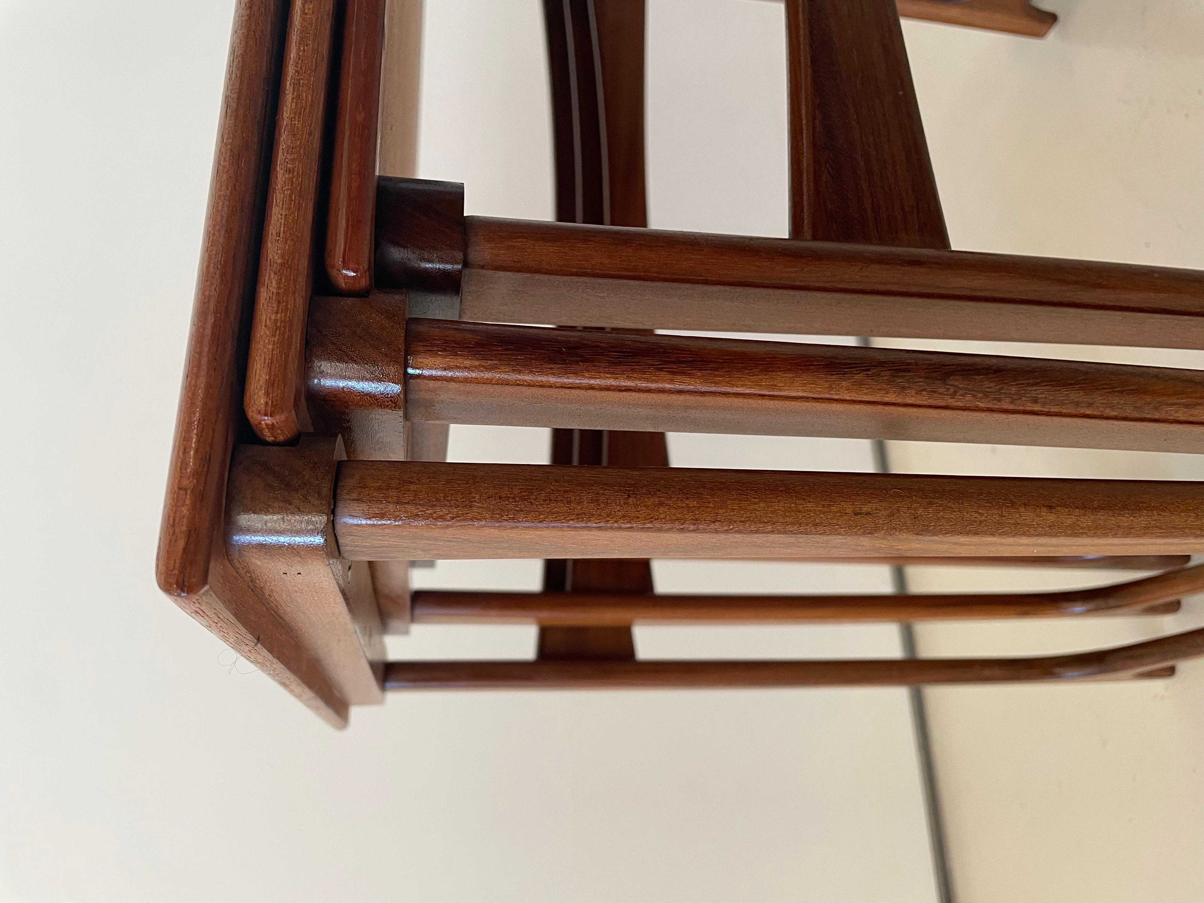 Tables d'extrémité gigognes vintage en teck, lot de 3 en vente 2