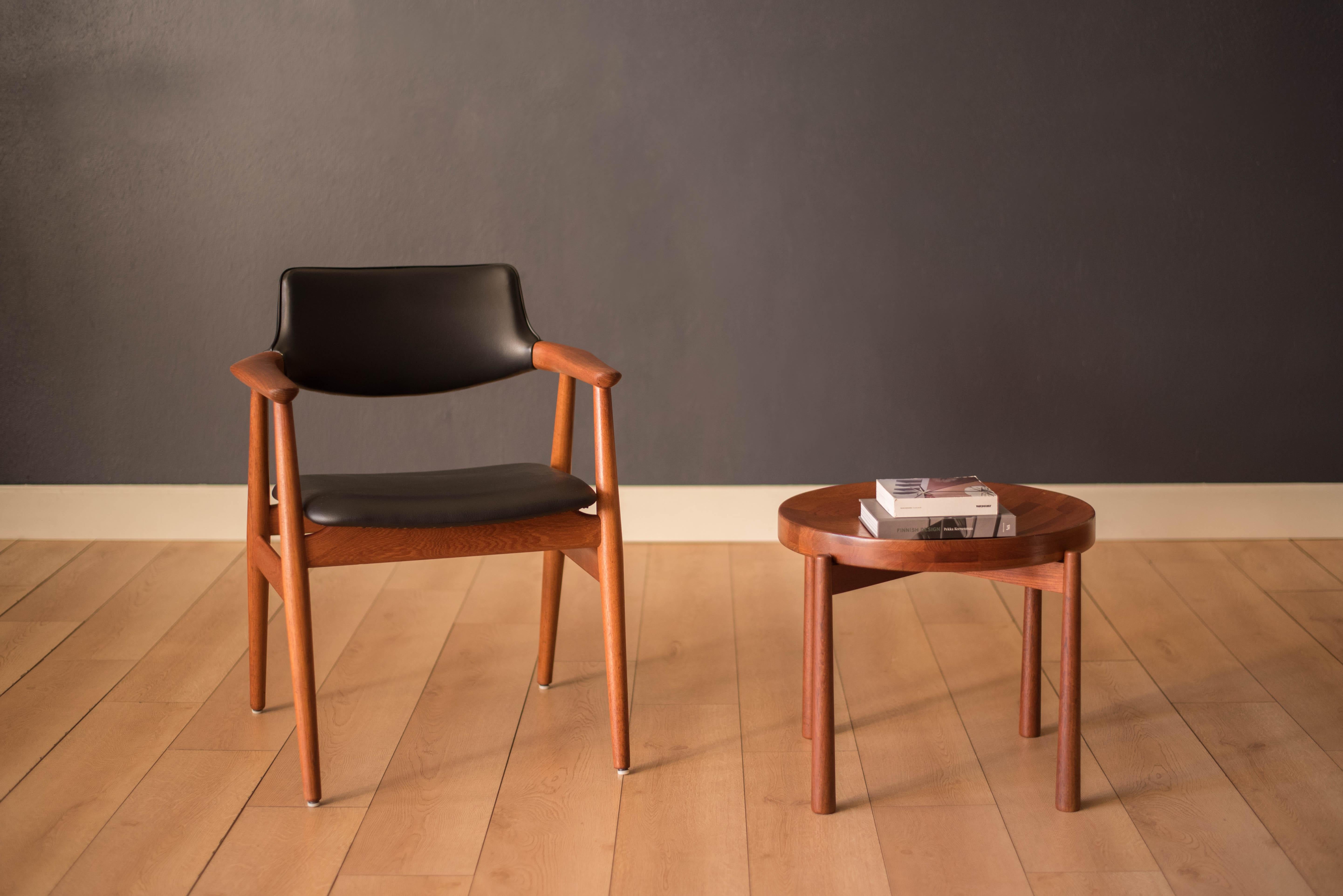 Scandinavian Modern Vintage Teak Reversible Tray End Table by Dux