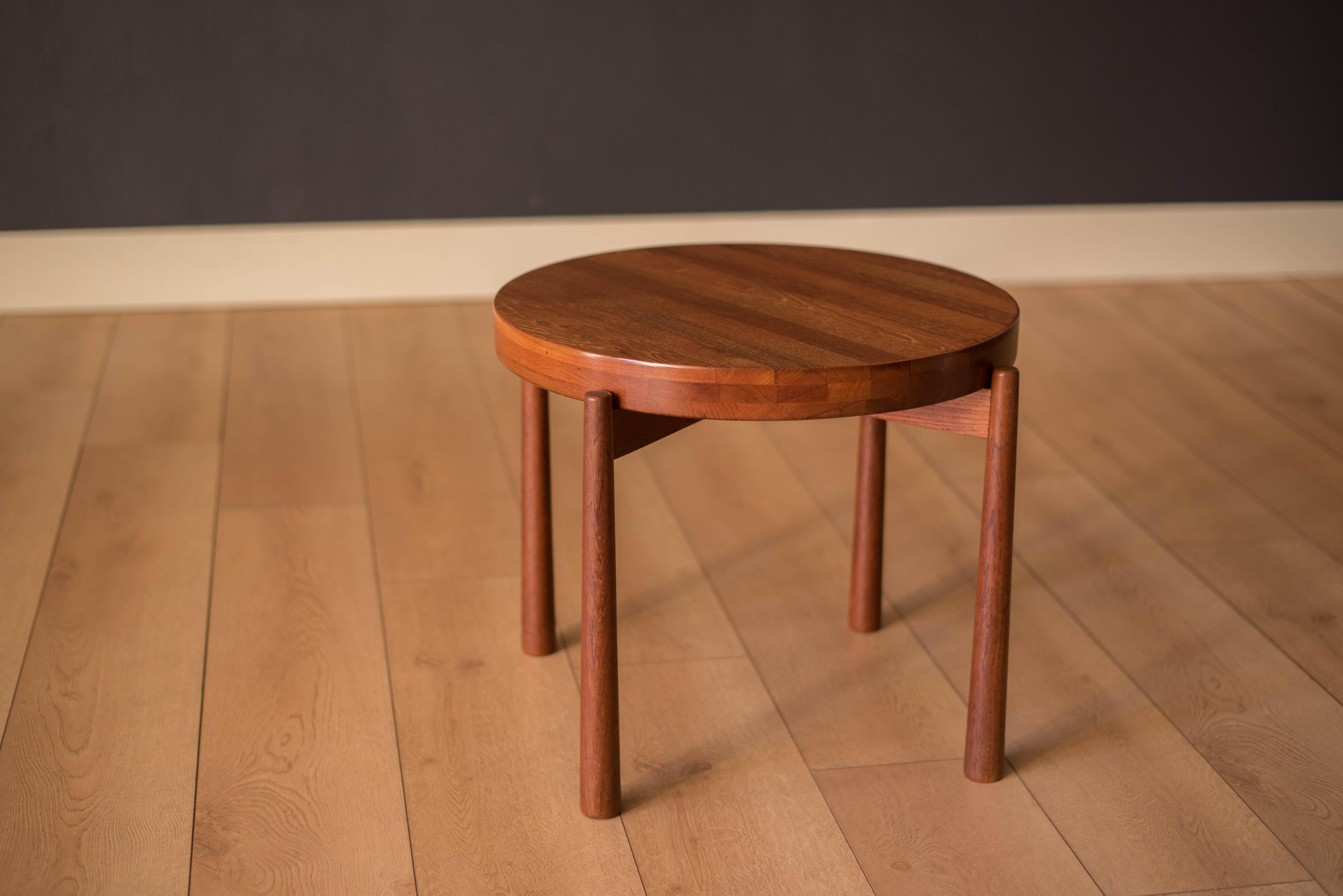 Vintage Teak Reversible Tray End Table by Dux 1