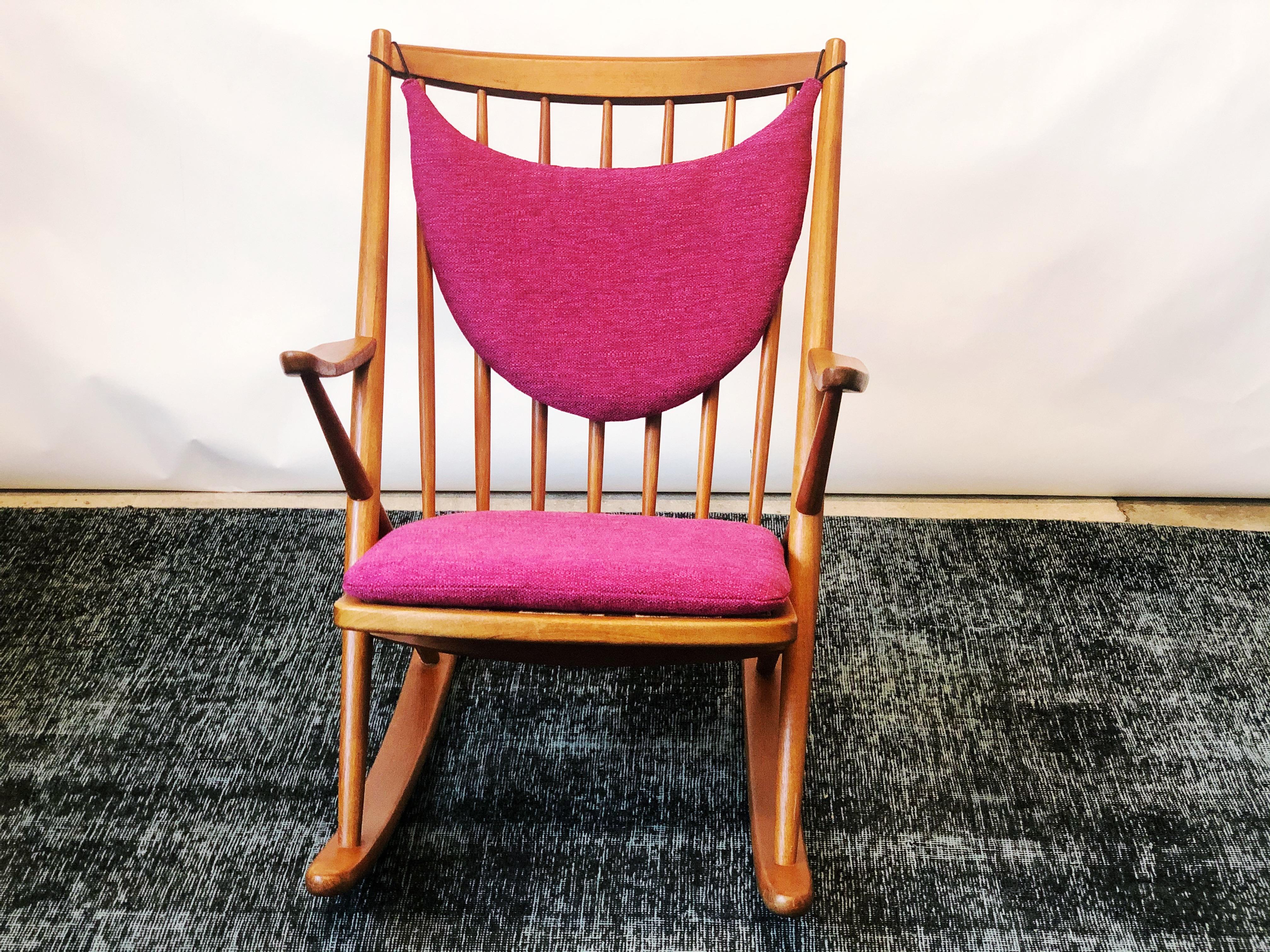 This vintage teak rocking chair by Frank Reenskaug for Bramin Møbler is in overall great condition. Solid teak frame. New foam and upholstery. Gyngestol no. 182
Denmark, 1960s.
Dimensions:
26