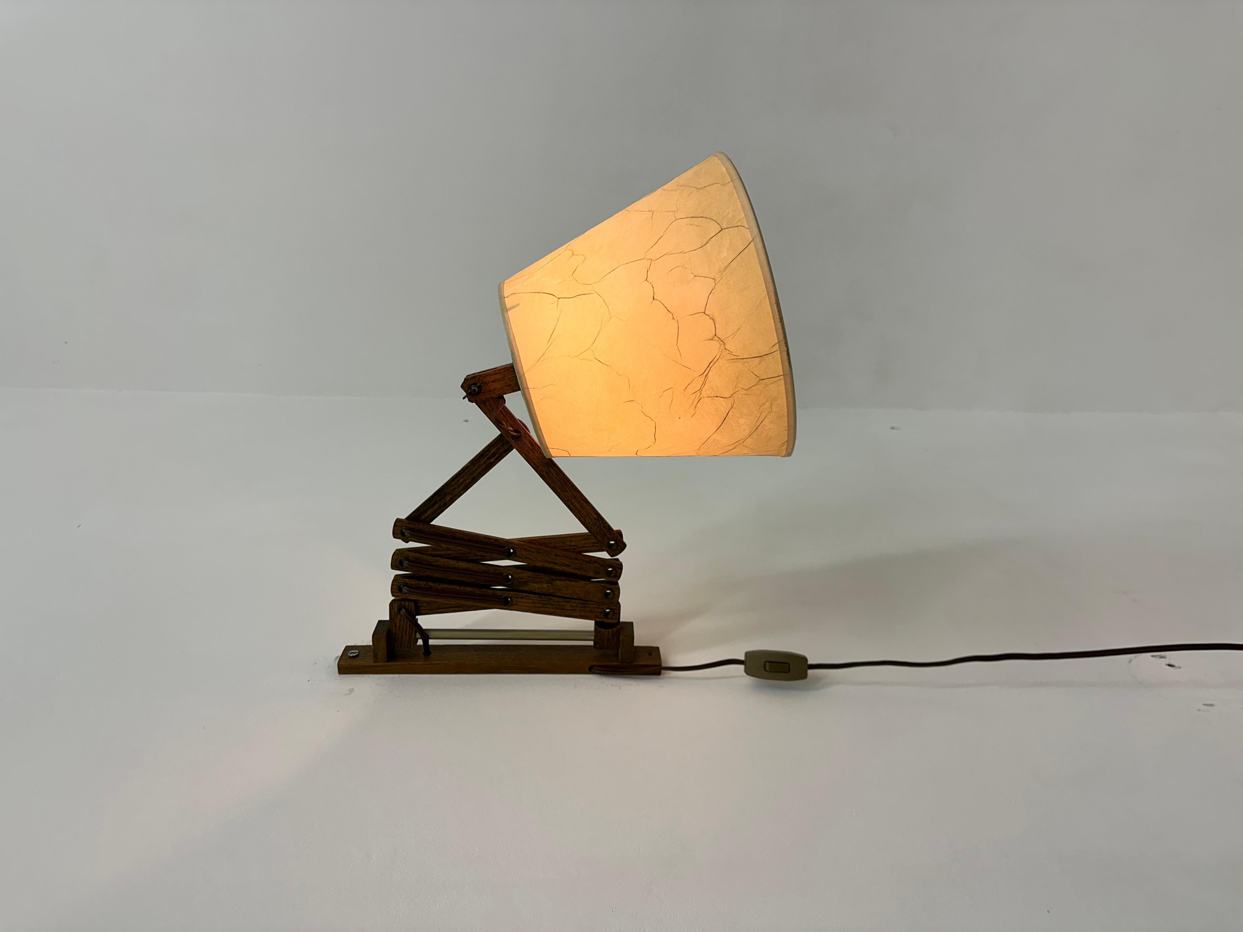 Scandinave moderne Lampe murale à ciseaux en teck vintage, années 1960 en vente
