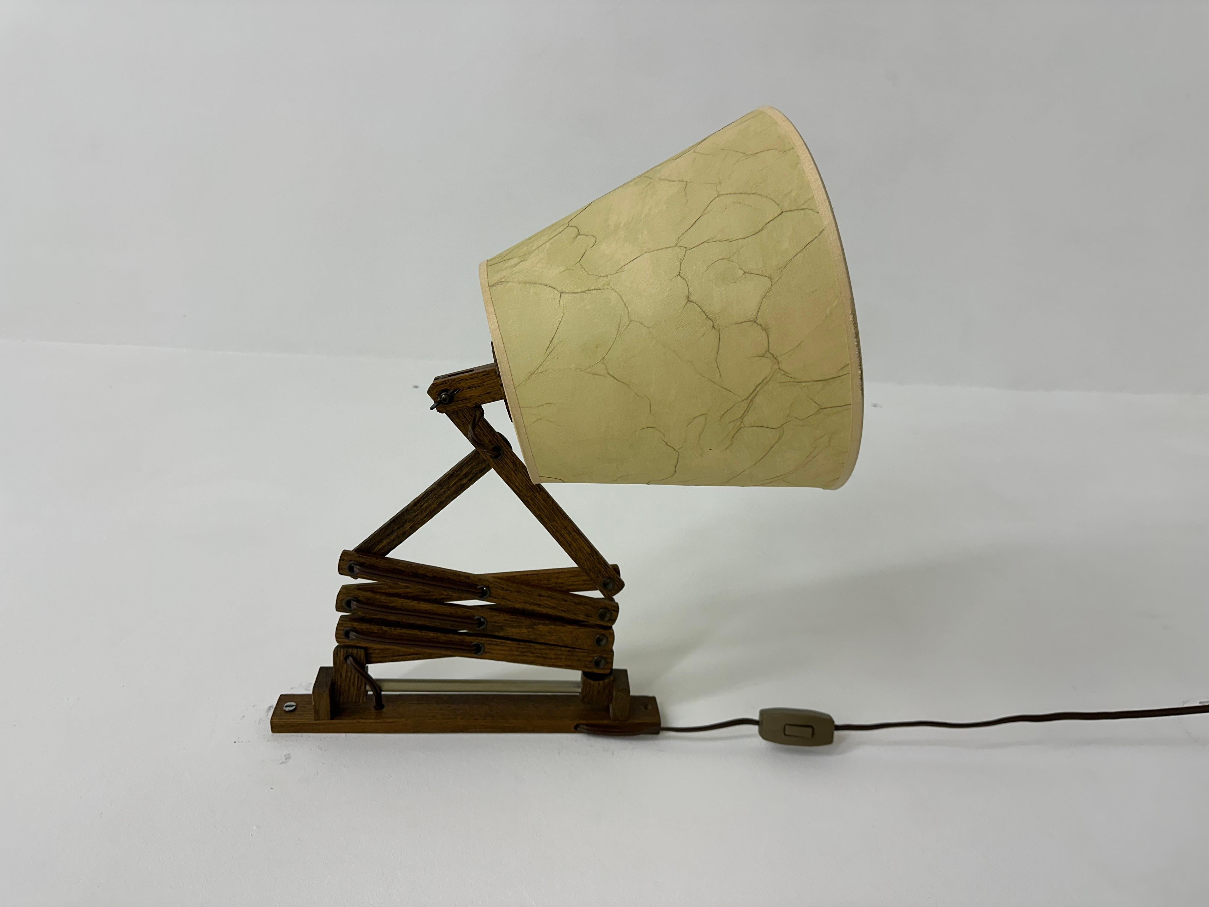 Lampe murale à ciseaux en teck vintage, années 1960 Bon état - En vente à Delft, NL