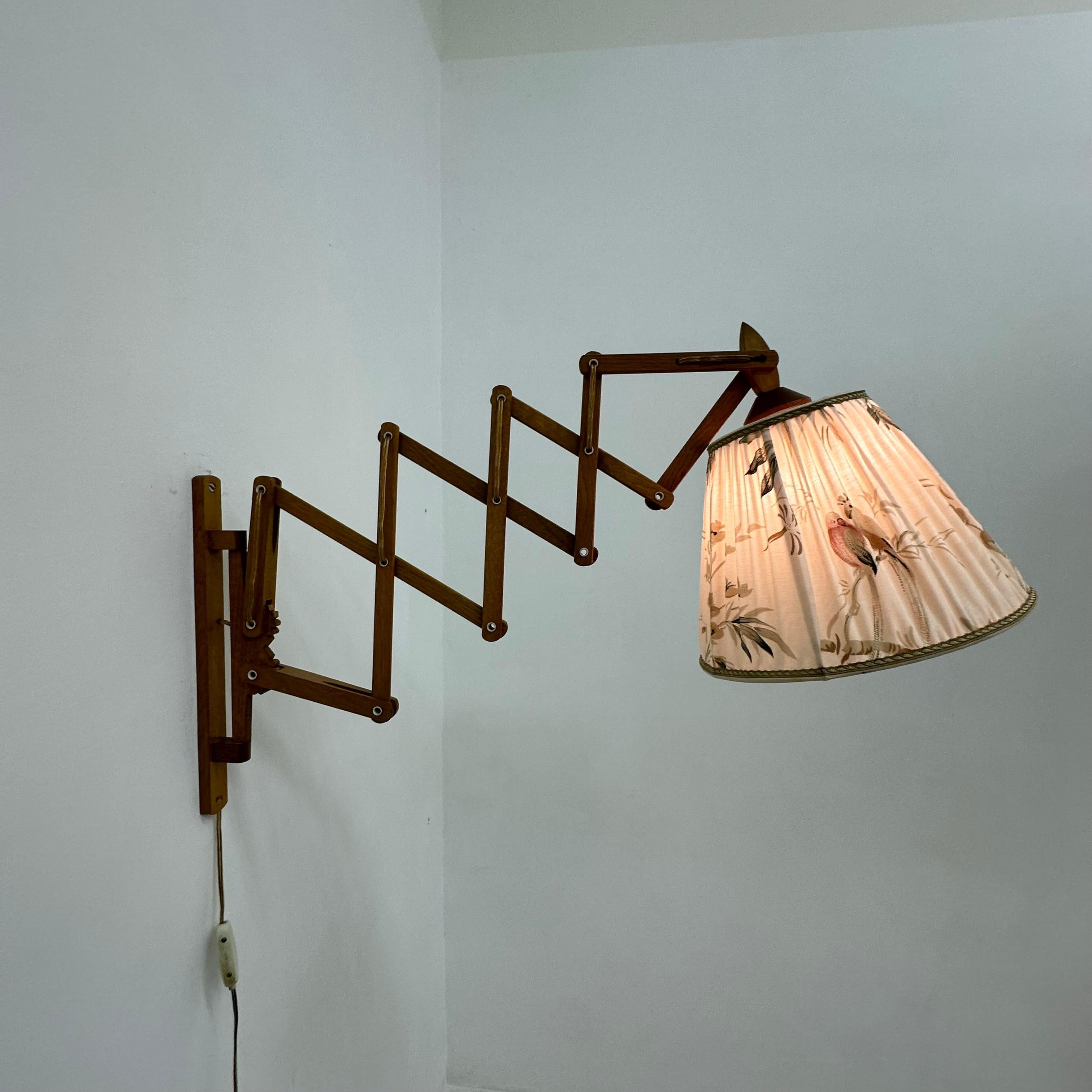 Vintage teak scissors wall lamp by T. Zweers  , 1960s 4