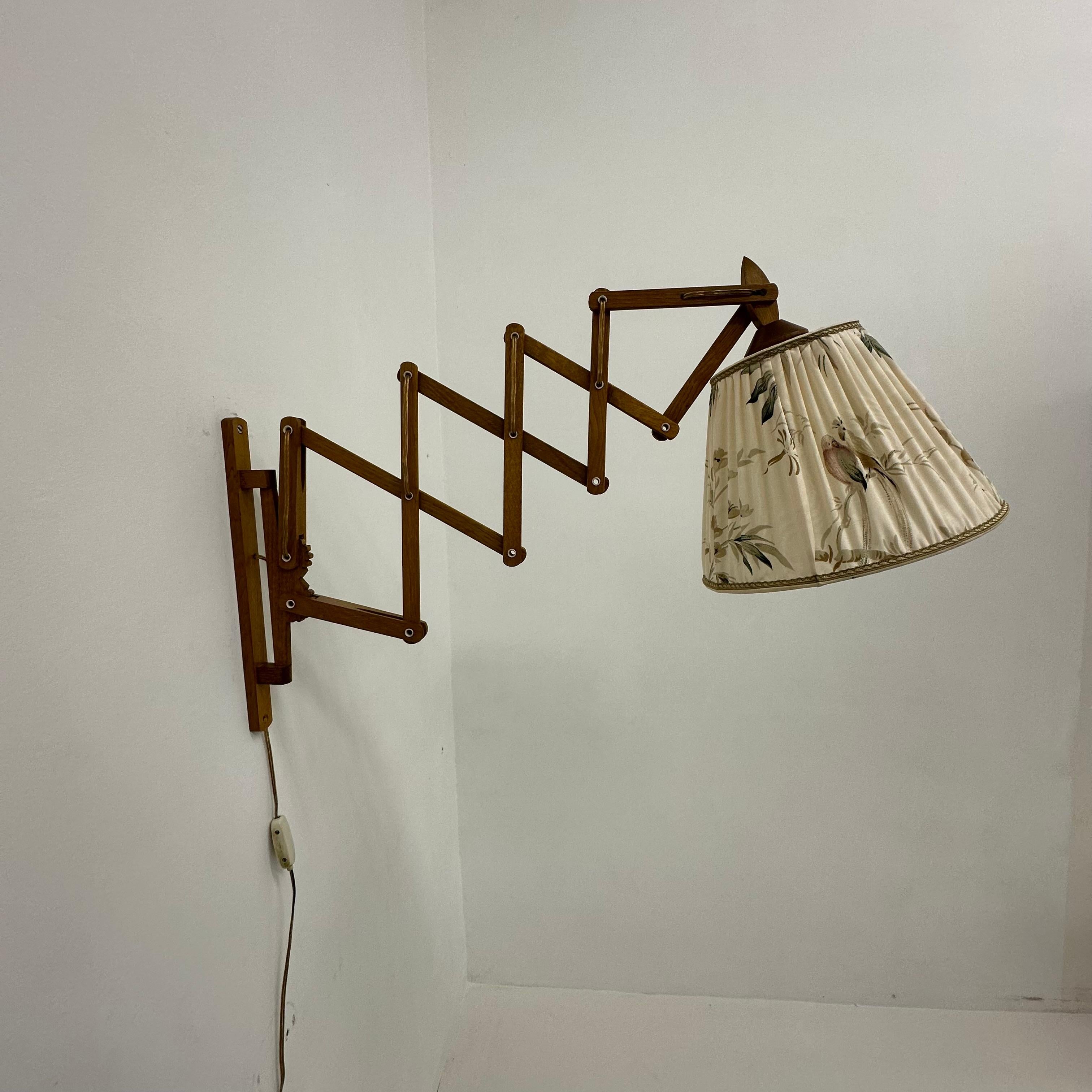 Vintage teak scissors wall lamp by T. Zweers  , 1960s 1