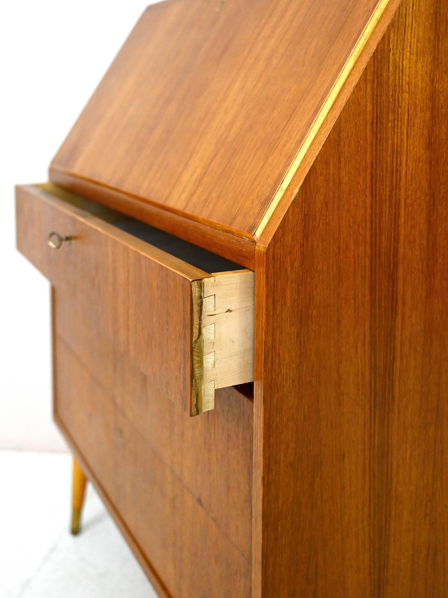 Teak Secretaire vintage in teak con scrivania a scomparsa