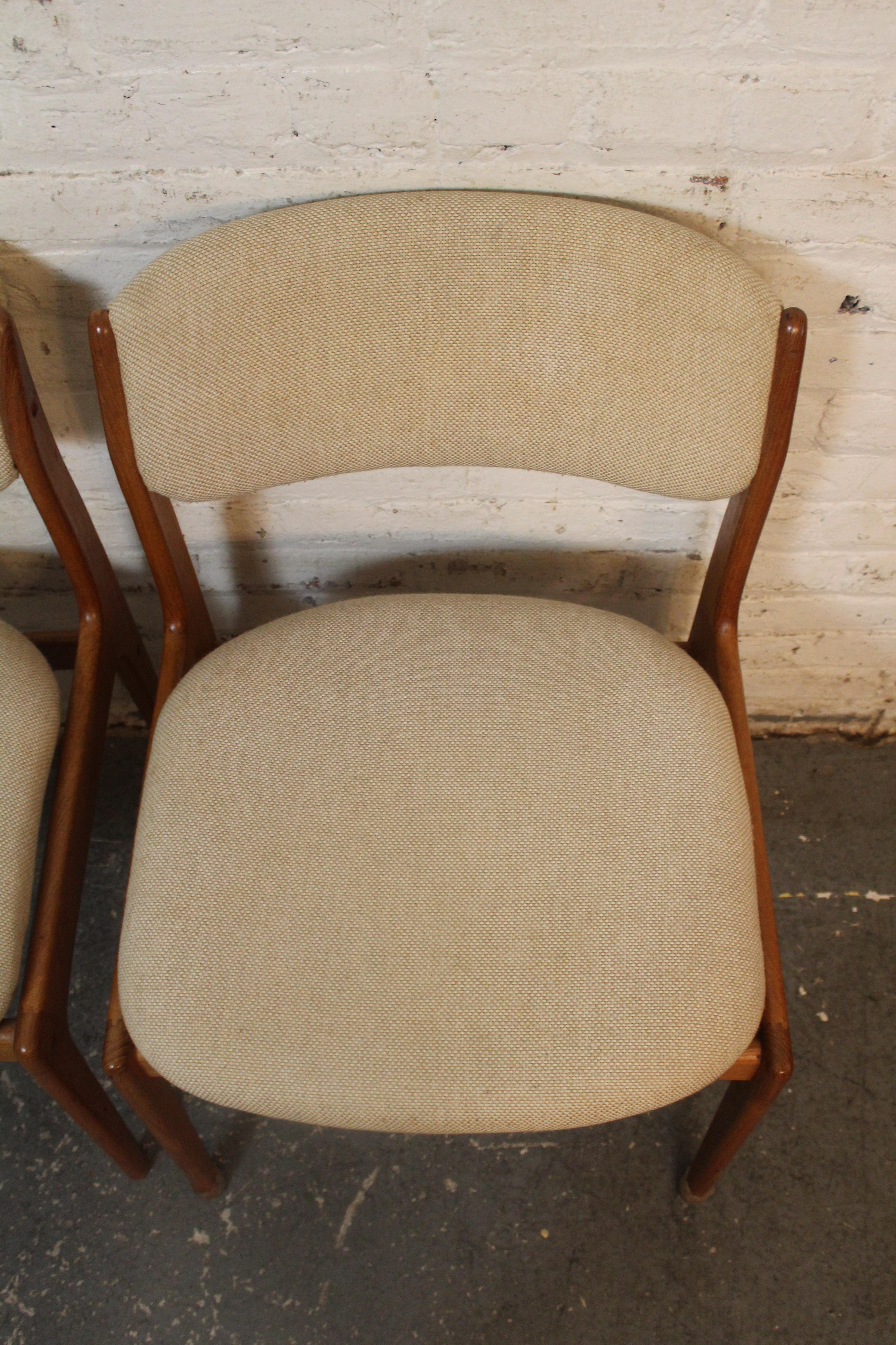 Mid-Century Modern Vintage Teak Side Chairs by Benny Linden For Sale