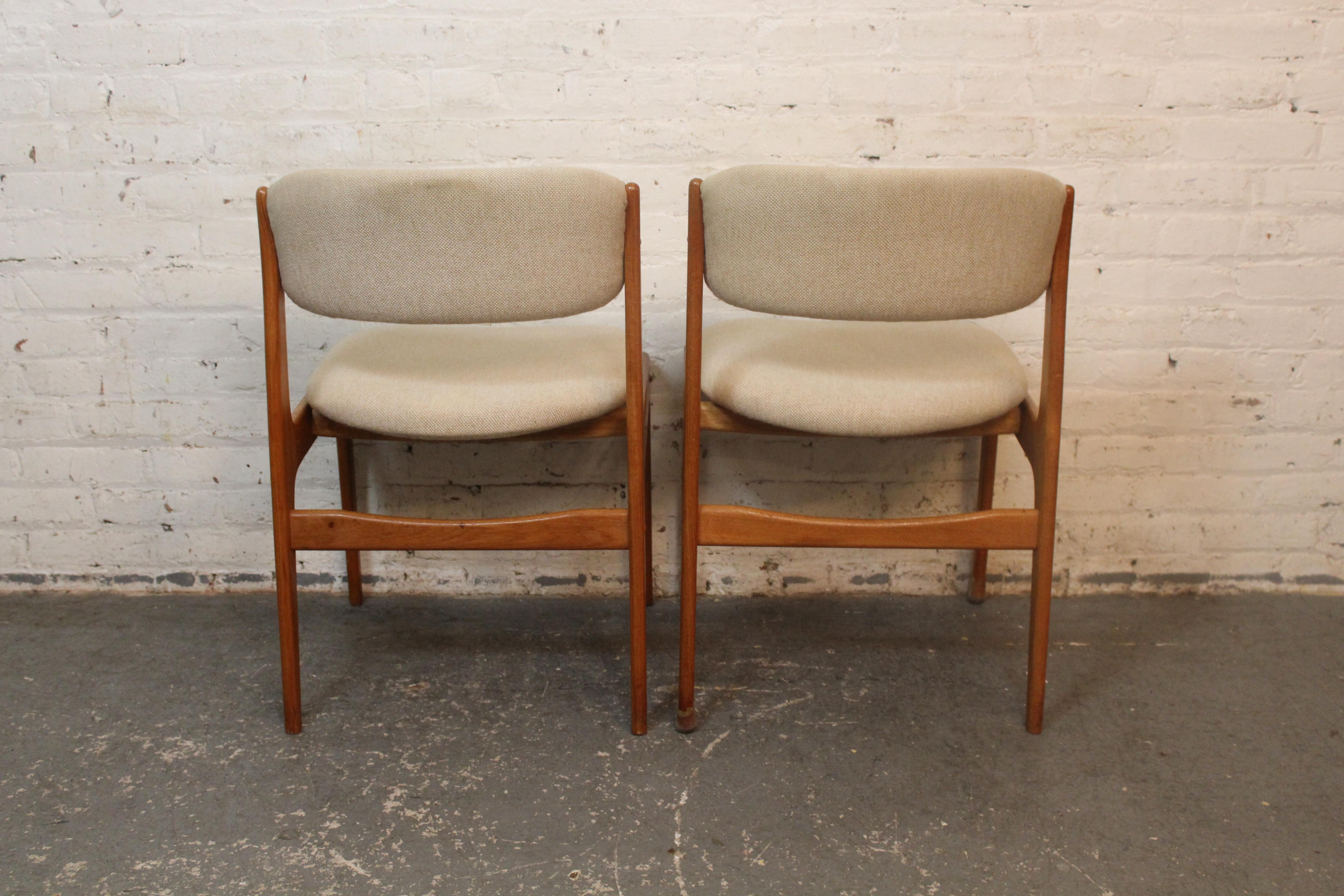Carved Vintage Teak Side Chairs by Benny Linden For Sale