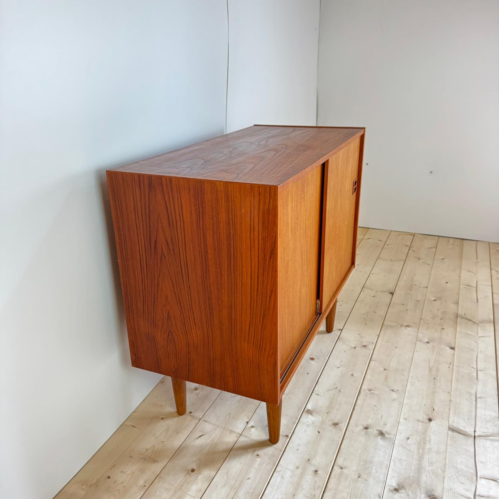 Danish Vintage teak sideboard, Denmark 1960 in vendita