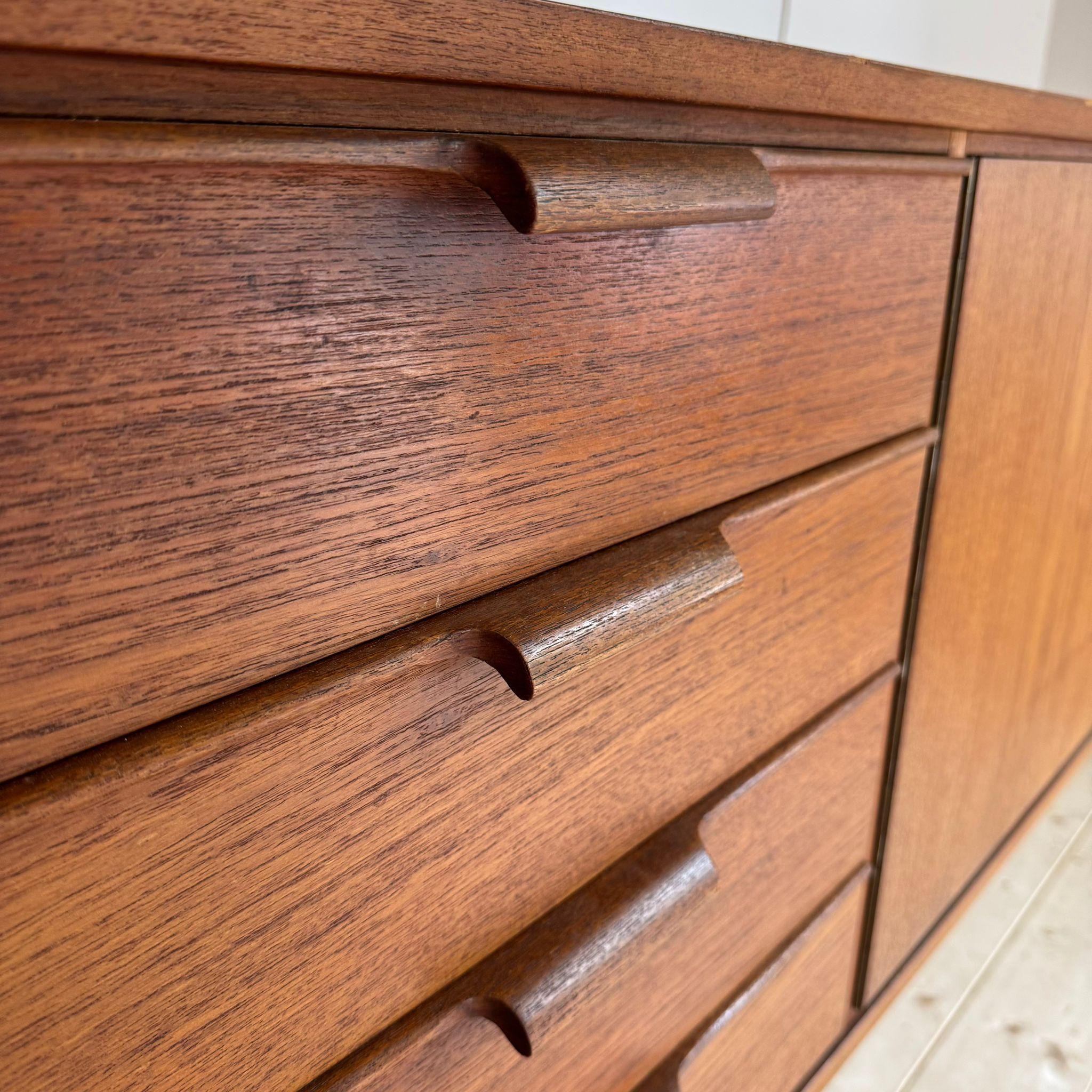 Teak Vintage teak sideboard, Denmark 1960 For Sale