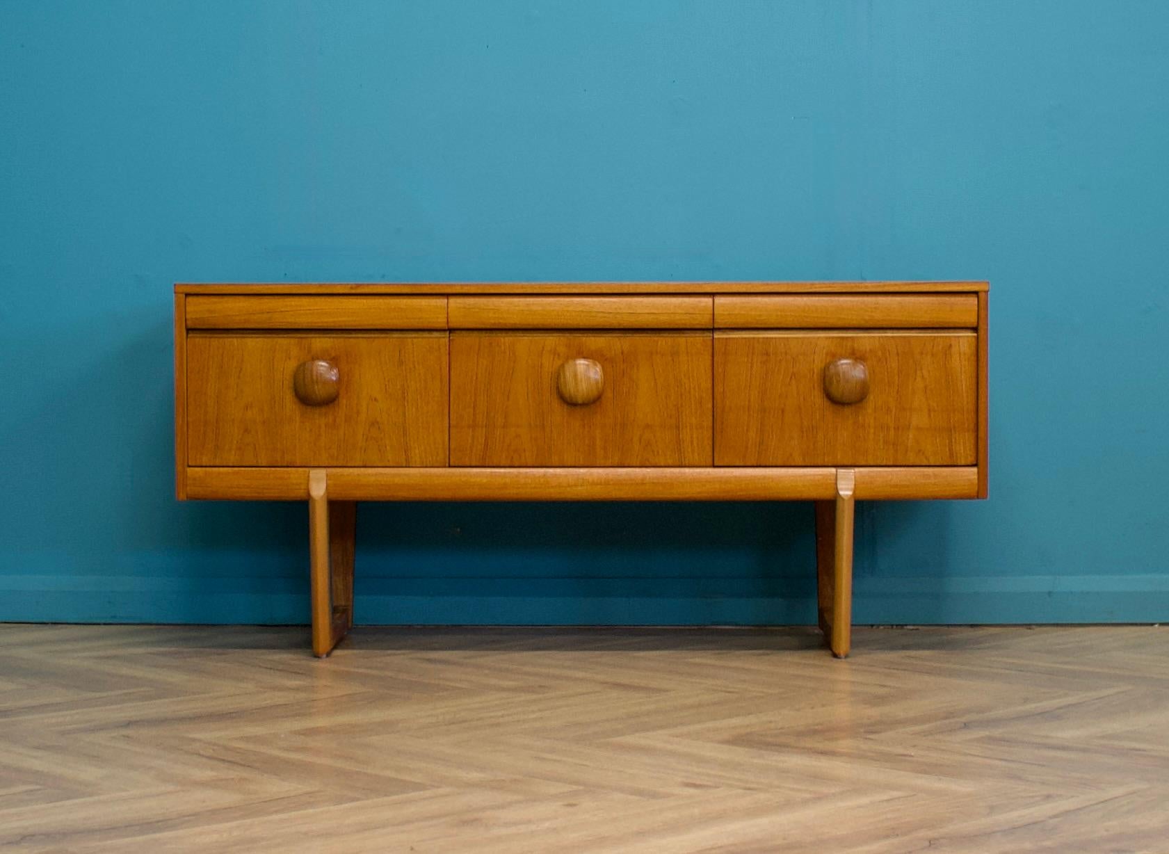 British Vintage Teak Sideboard from Elliots of Newbury, 1960s For Sale