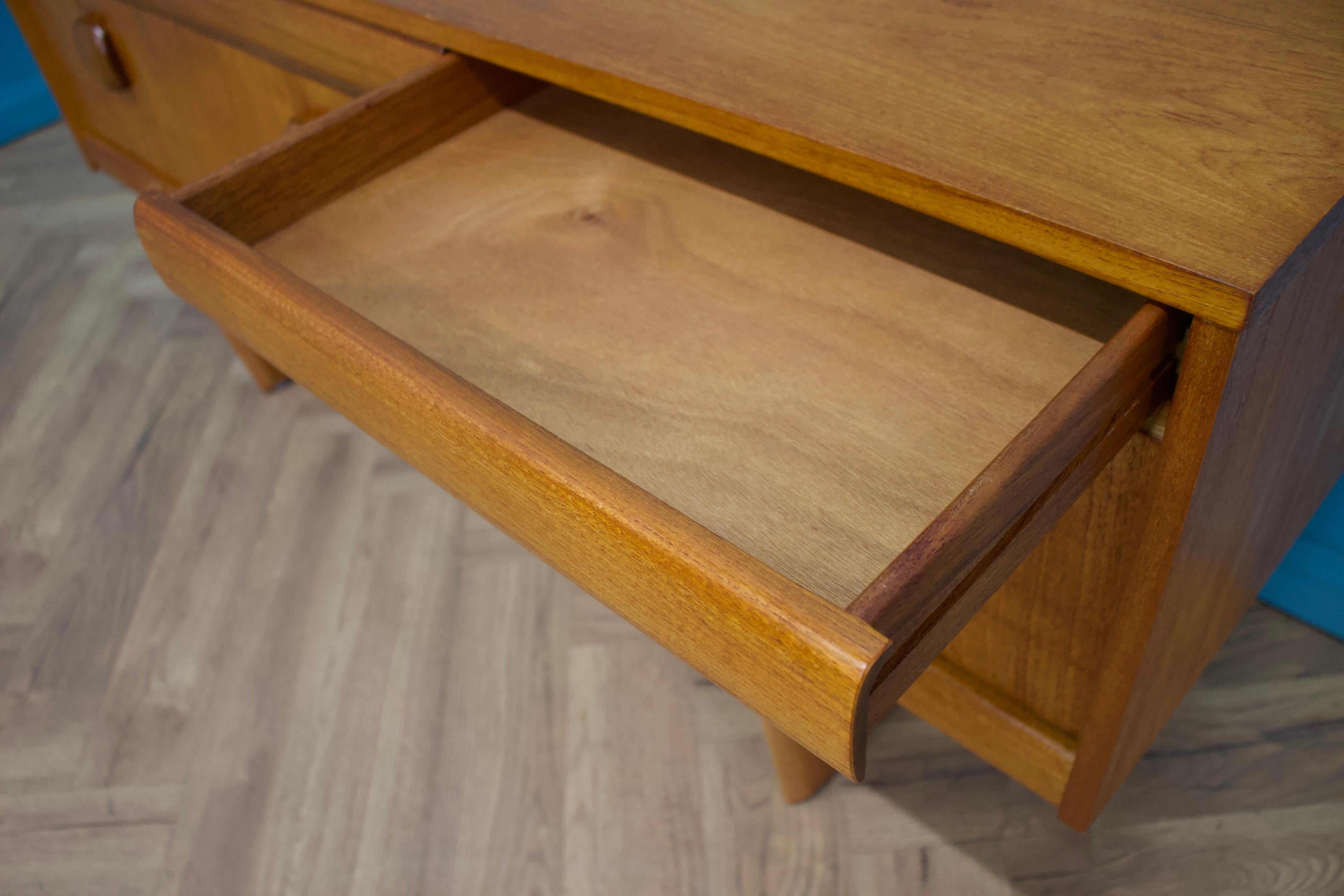 20th Century Vintage Teak Sideboard from Elliots of Newbury, 1960s For Sale