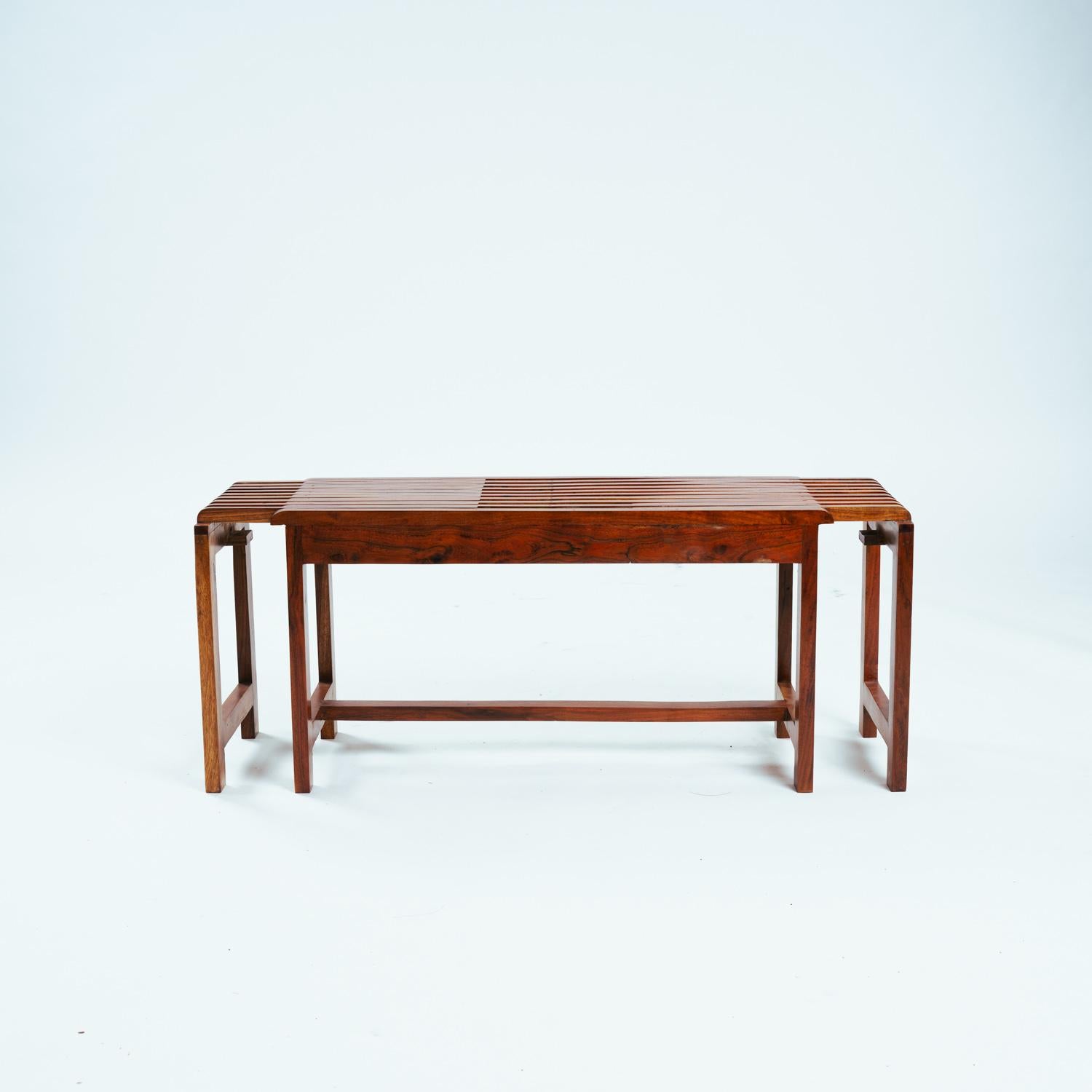 Table d'appoint extensible en teck vintage en vente 2