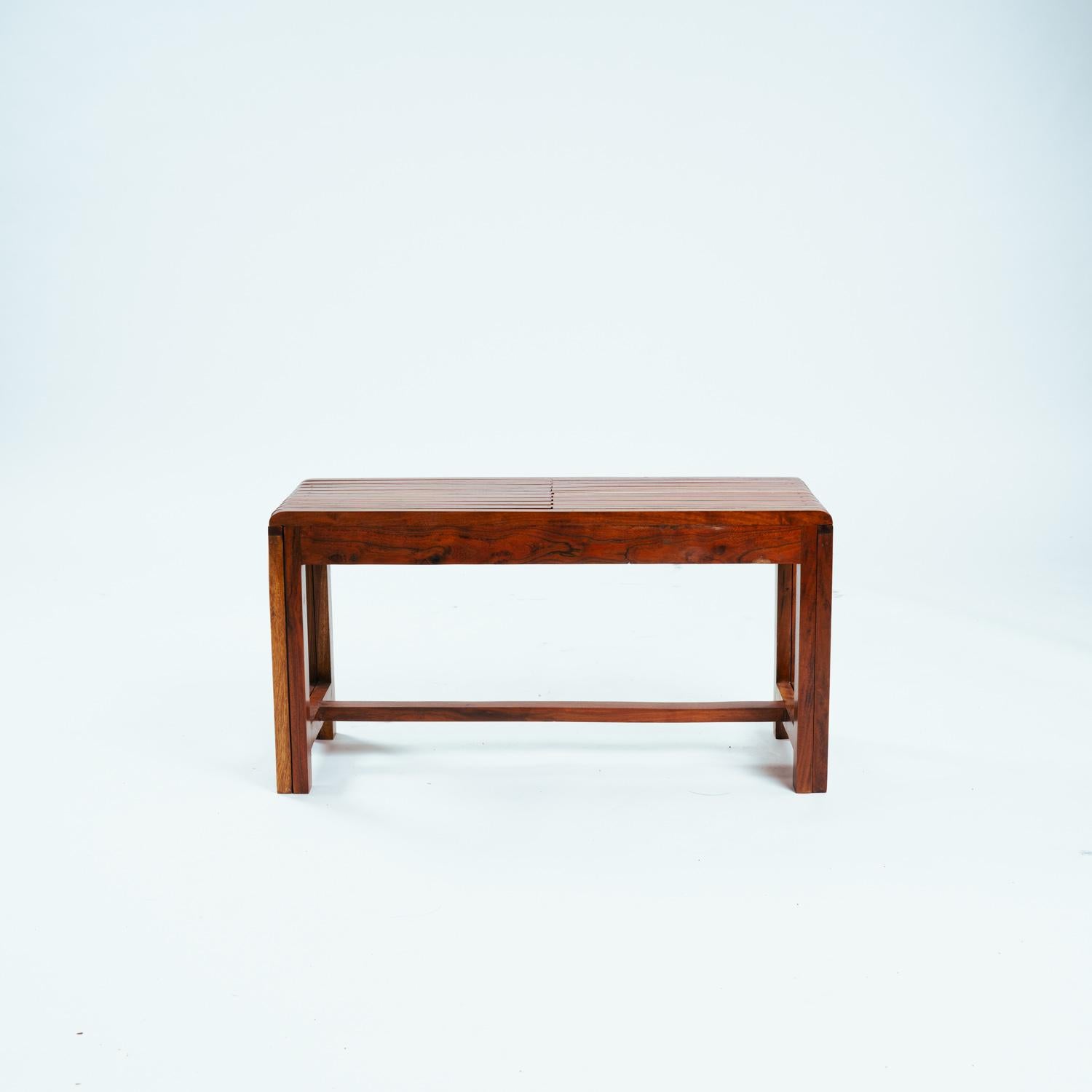 Table d'appoint extensible en teck vintage en vente 3