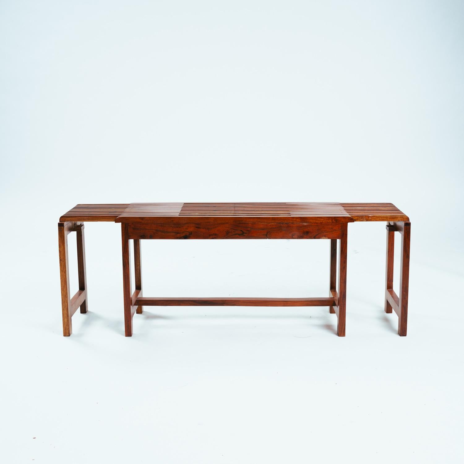 Table d'appoint extensible en teck vintage en vente 1