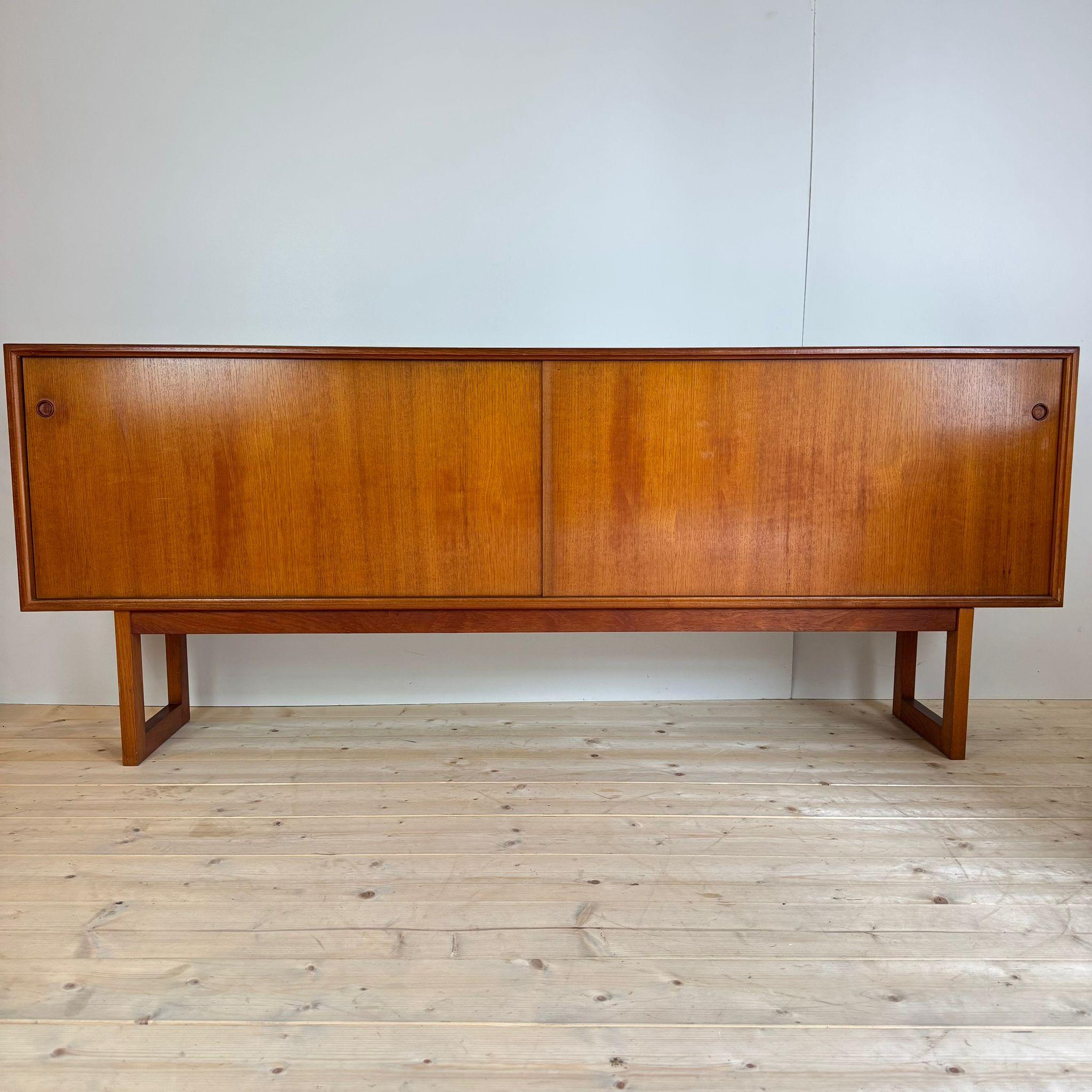 Danish Vintage teak slim sideboard, Denmark 1960 For Sale
