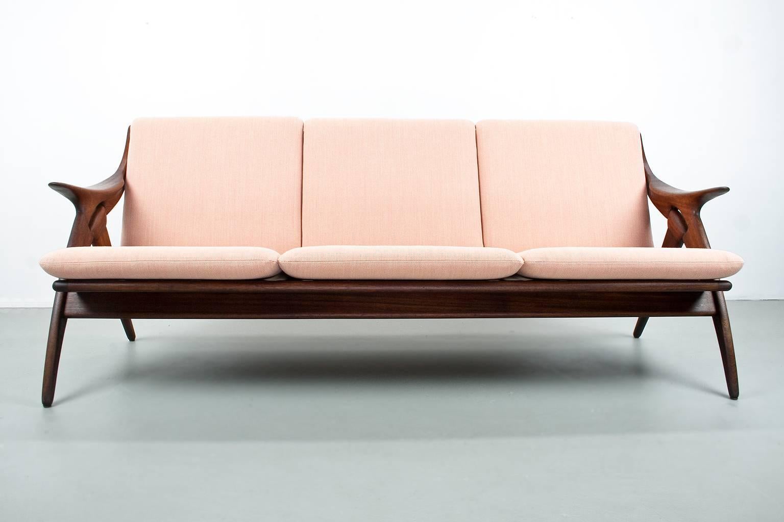 Scandinavian Modern Vintage Teak Sofa Reupholstered in Salmon Color by De Ster Gelderland, 1960s For Sale