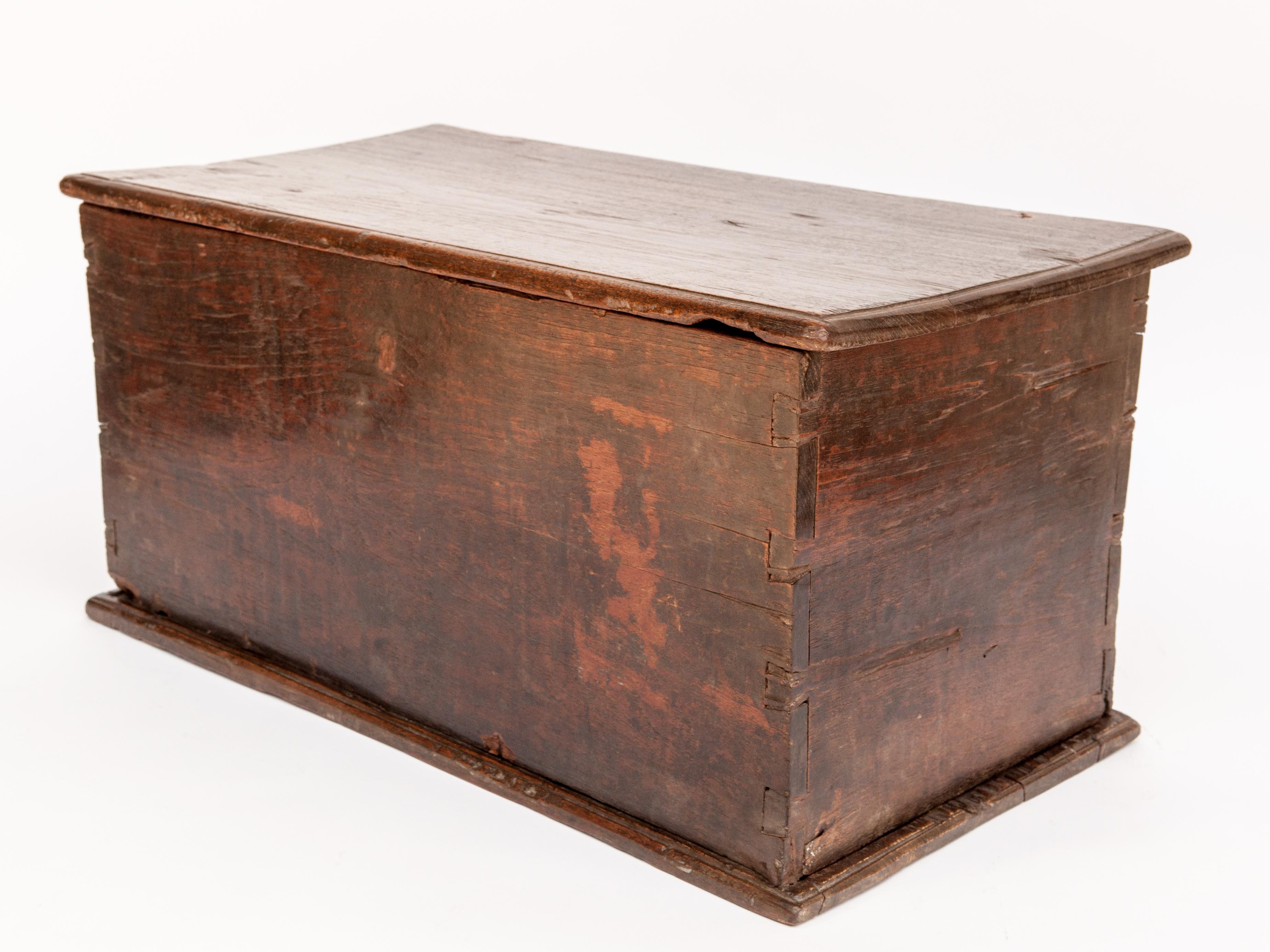 Vintage Teak Storage Chest from Java, Mid-20th Century 1