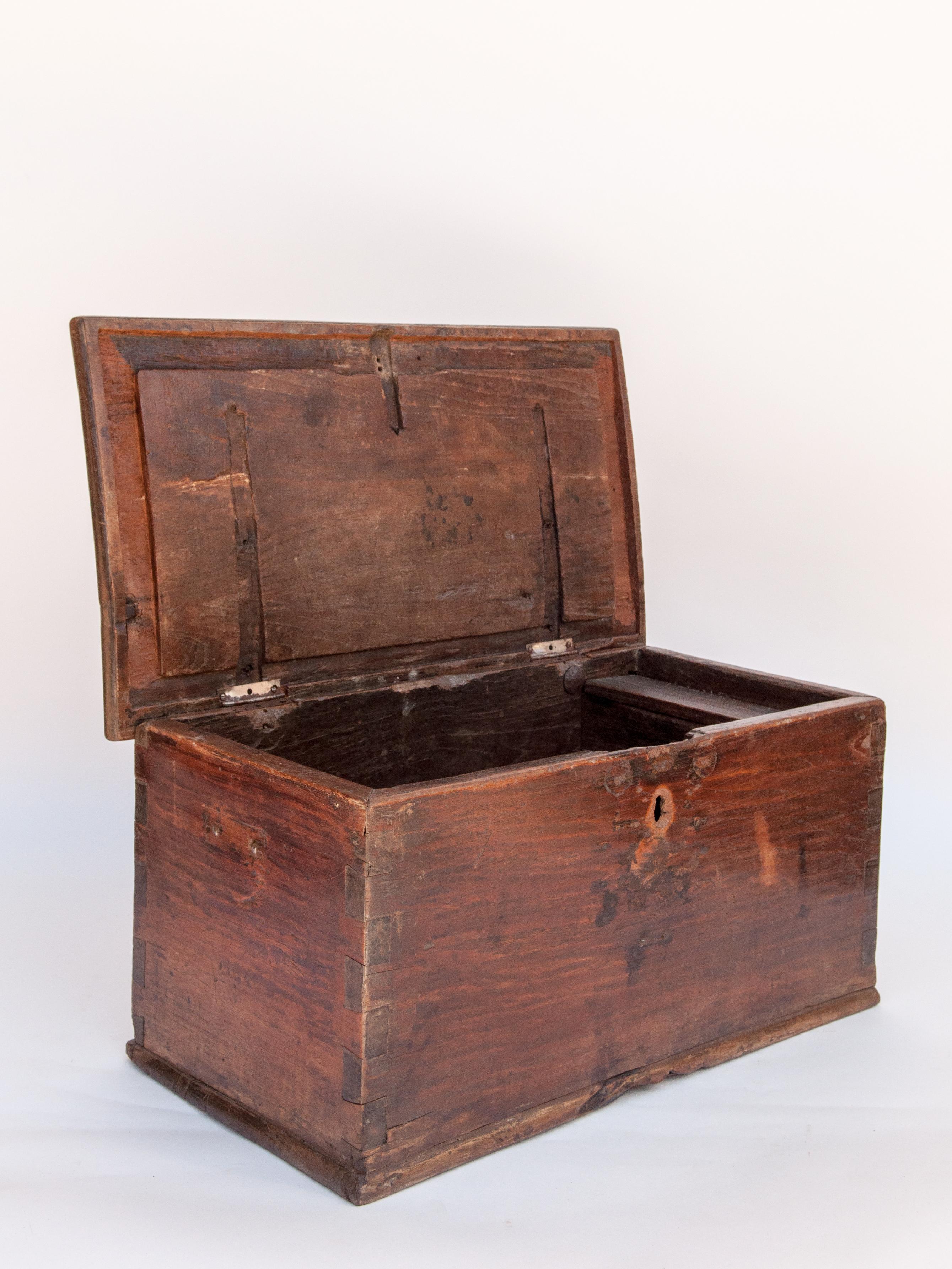 Vintage Teak Storage Chest from Java, Mid-20th Century 8
