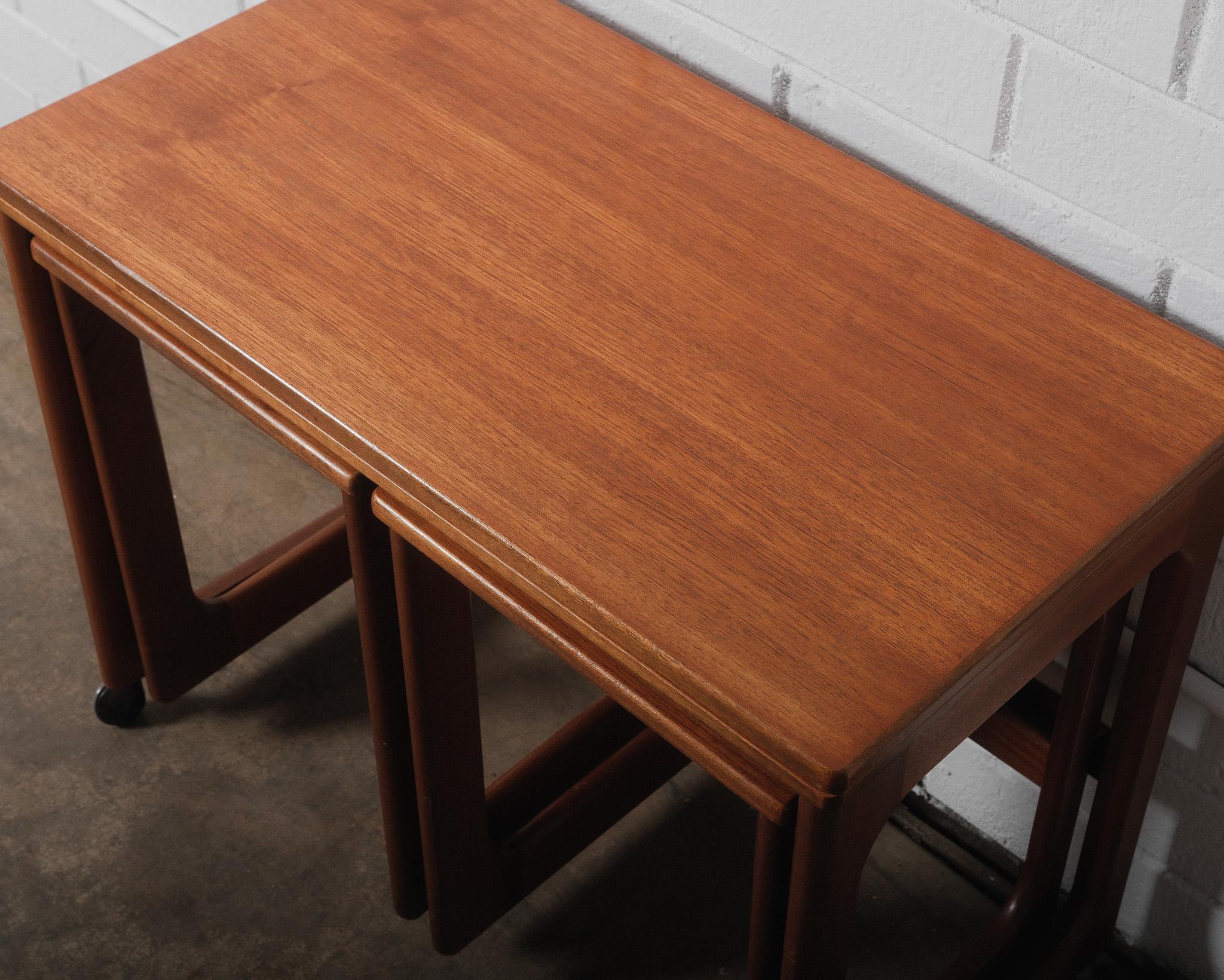 Scottish Vintage Teak Triform Nesting Tables by McIntosh Set of 3 For Sale