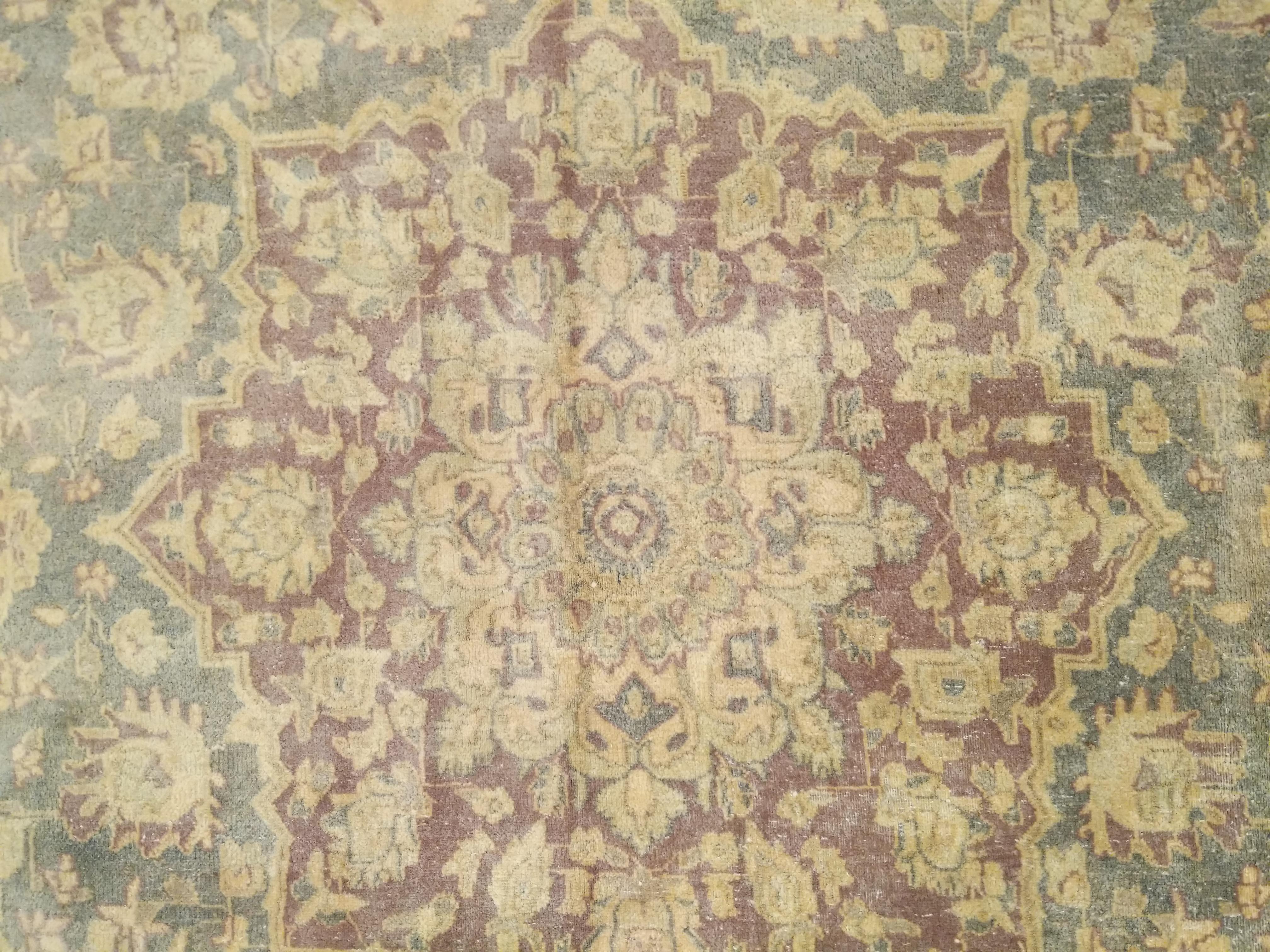 Vintage Teal Colored Sivas Room Sized Rug In Good Condition For Sale In Milan, IT