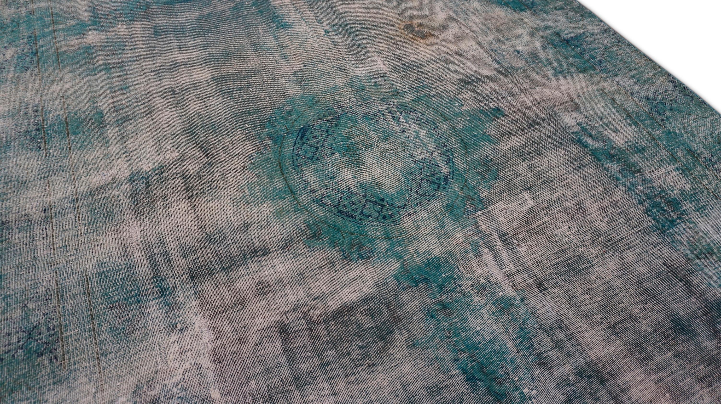Teal Overdyed Täbris-Wollteppich 5'5''x9'6'' (Persisch) im Angebot