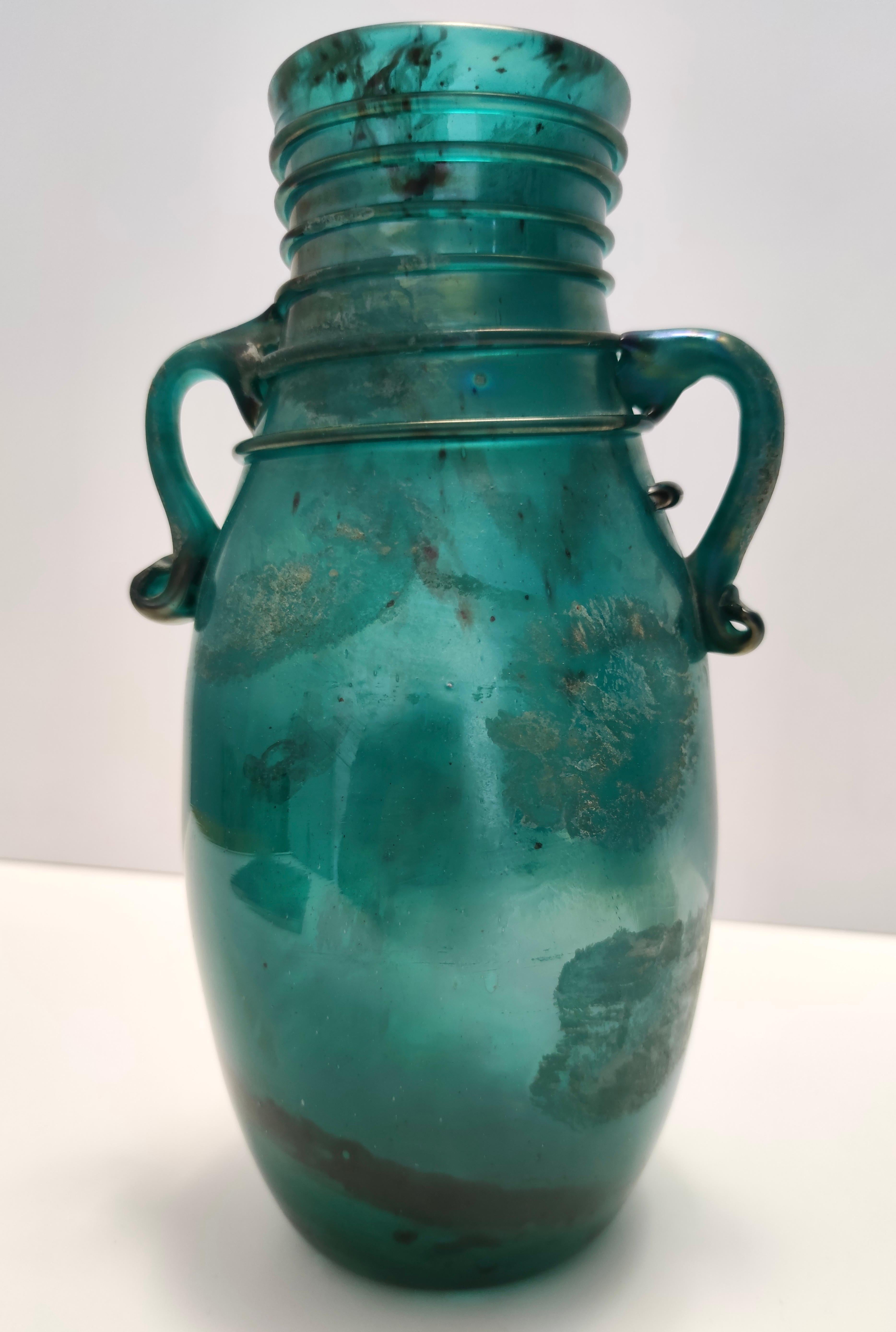 Mid-Century Modern Vintage Teal Scavo Glass Vase Ascribable to Seguso, Archeological style, Italy For Sale
