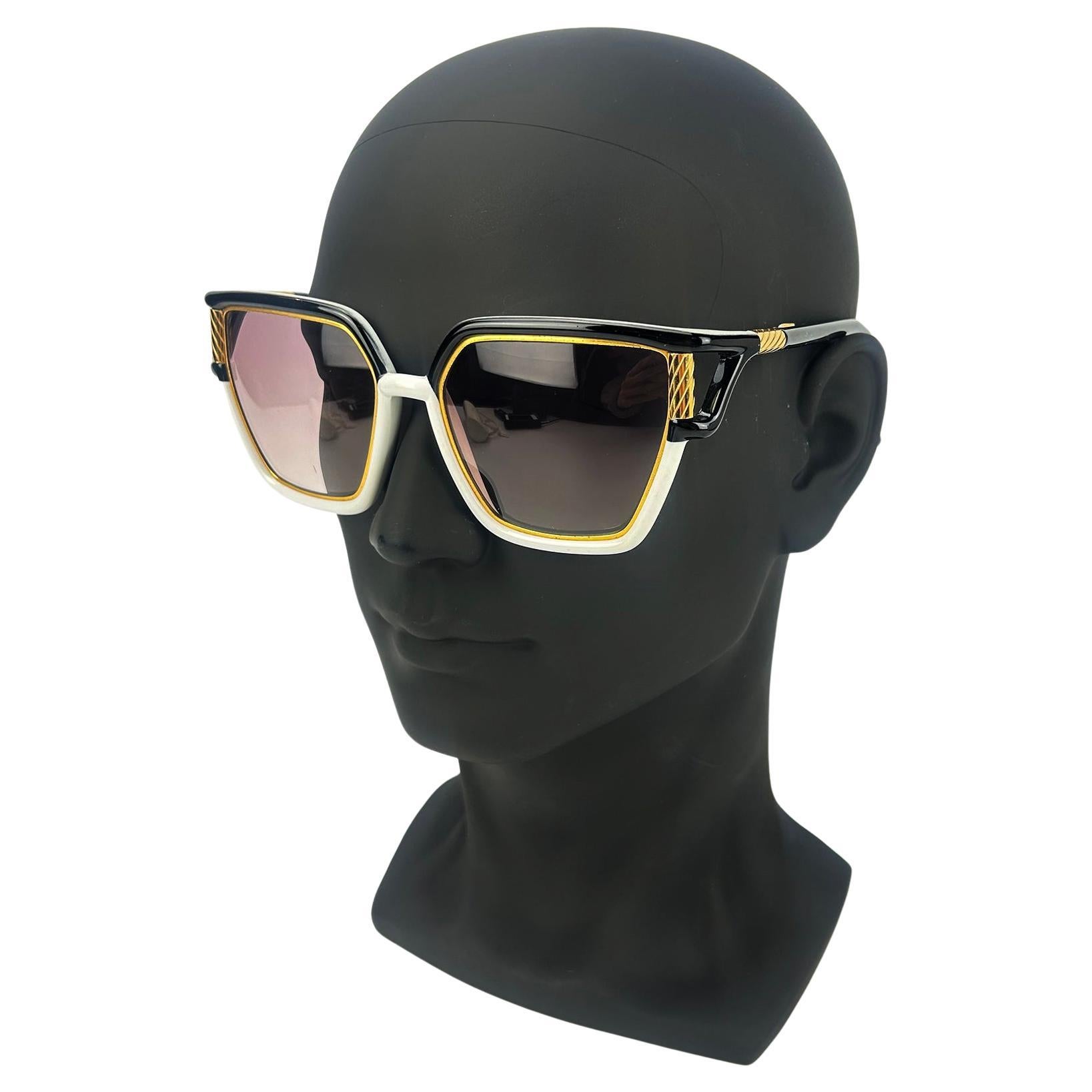 Lunettes de soleil vintage Ted Lapidus noir, blanc et or c1970s