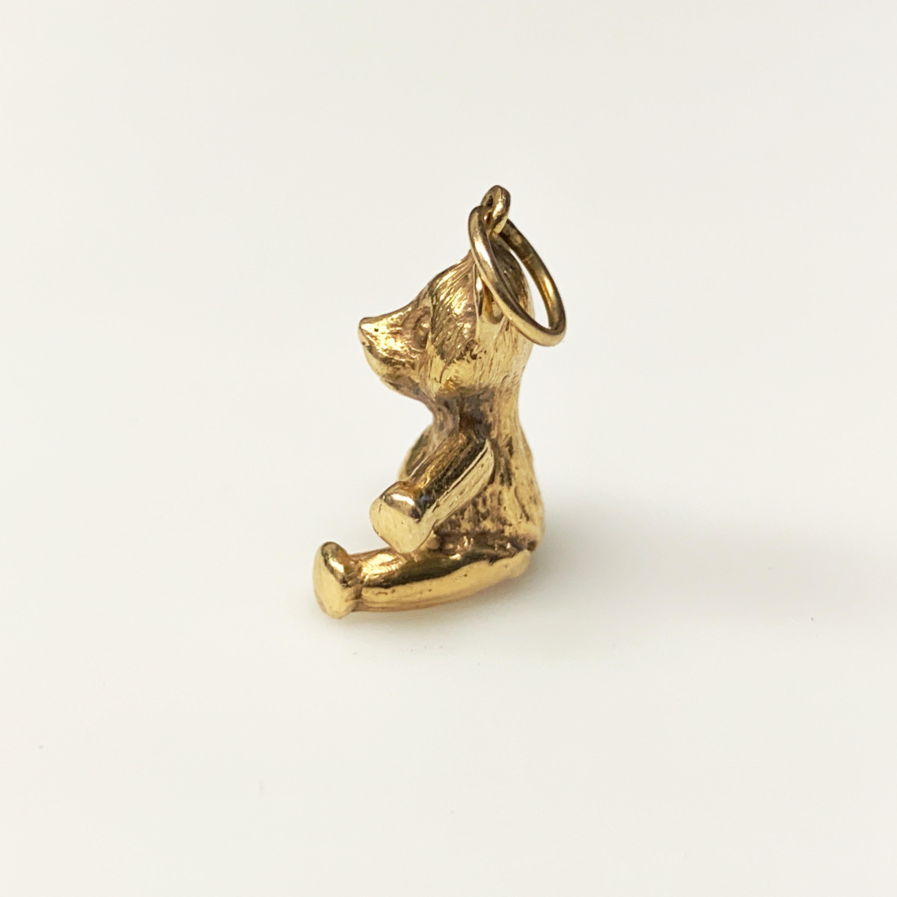 Vintage Teddy Bear Charm 14 Karat Yellow Gold Solid Heavy Toy Charm In Good Condition In Addison, TX
