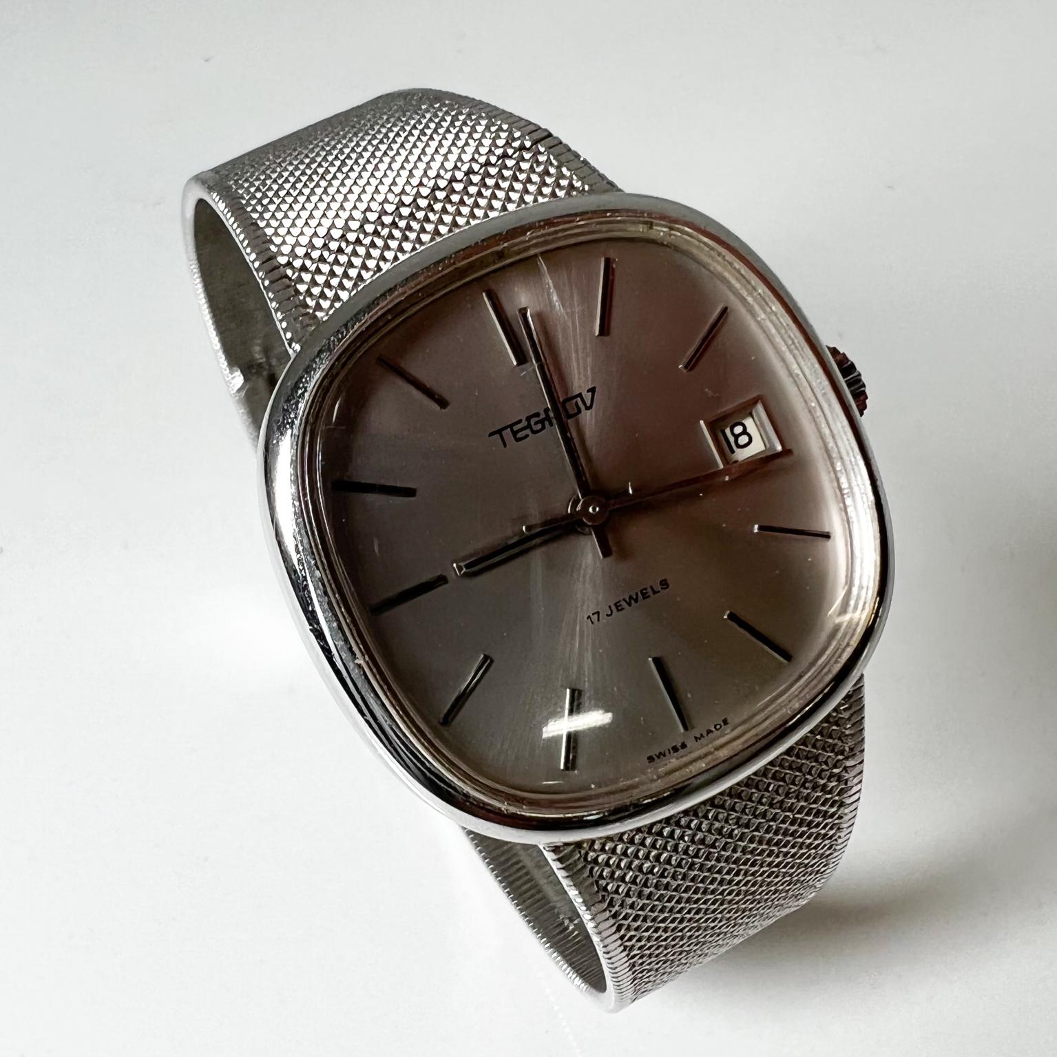 Vintage Tegrov Swiss Made Uhr Mechanische 17 Juwelen Edelstahl im Zustand „Gut“ im Angebot in Chula Vista, CA