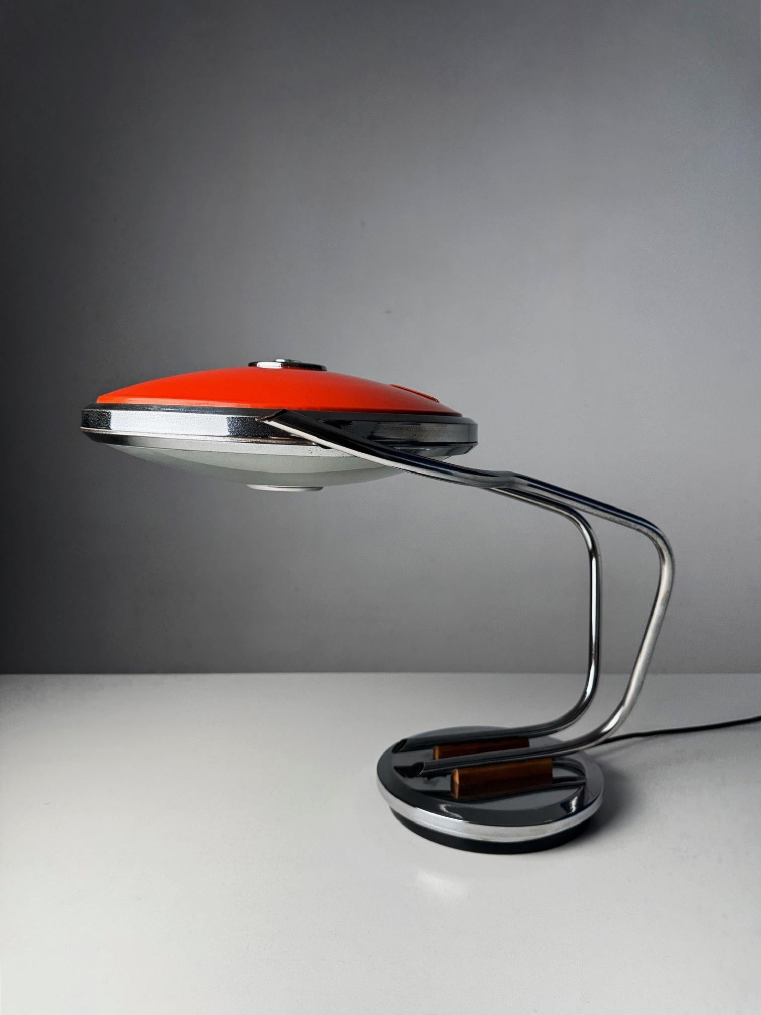 Vintage Teio Schreibtischlampe - Argentinisches A Space Age Design (1970er) im Angebot 4