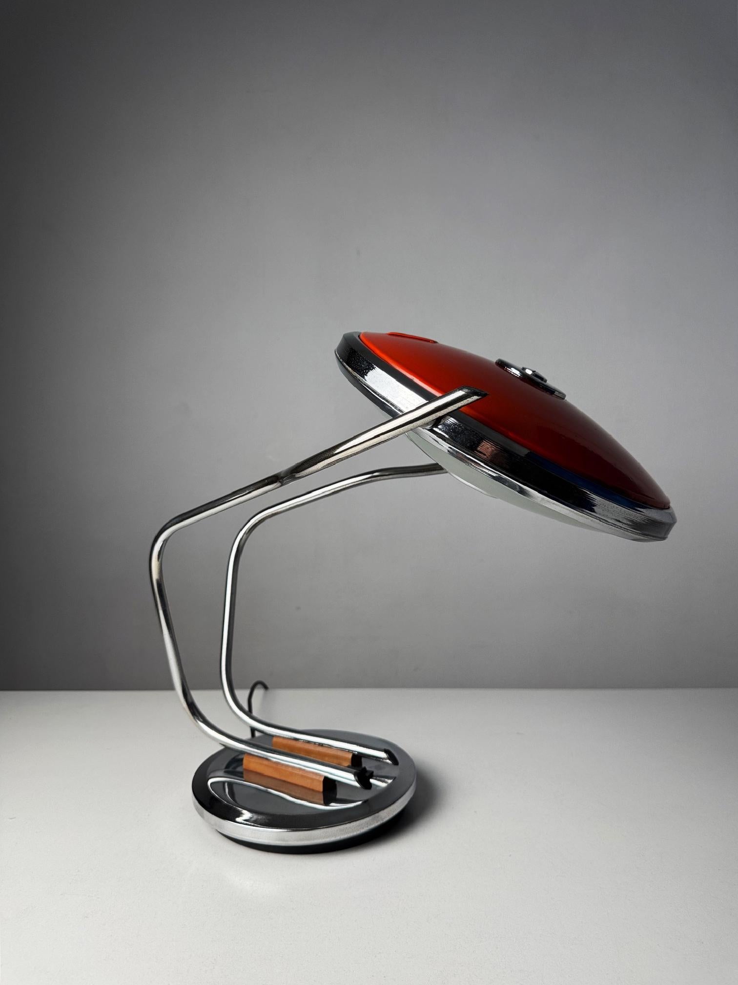 Vintage Teio Schreibtischlampe - Argentinisches A Space Age Design (1970er) im Zustand „Gut“ im Angebot in BARCELONA, ES