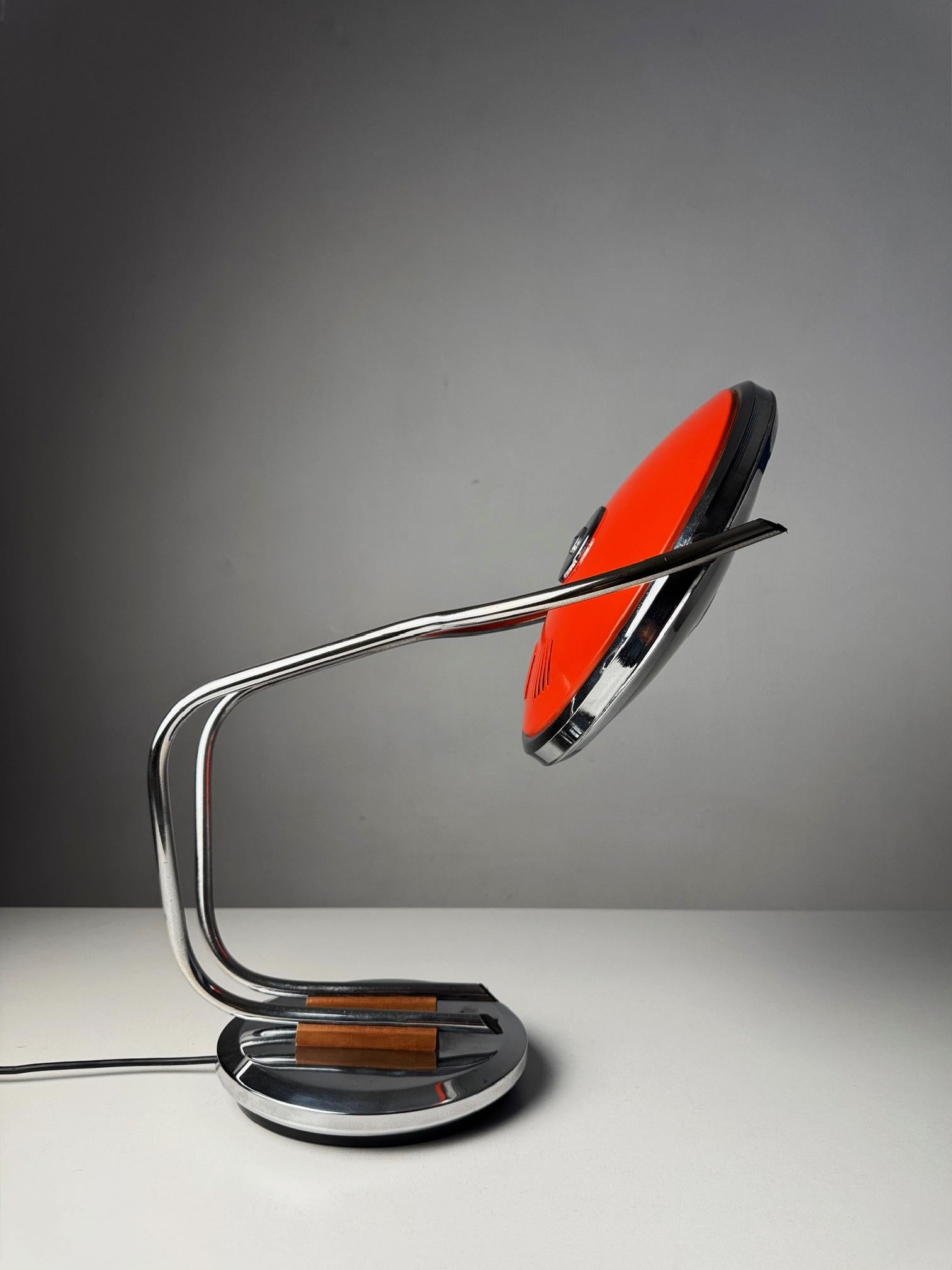 Vintage Teio Schreibtischlampe - Argentinisches A Space Age Design (1970er) im Angebot 3