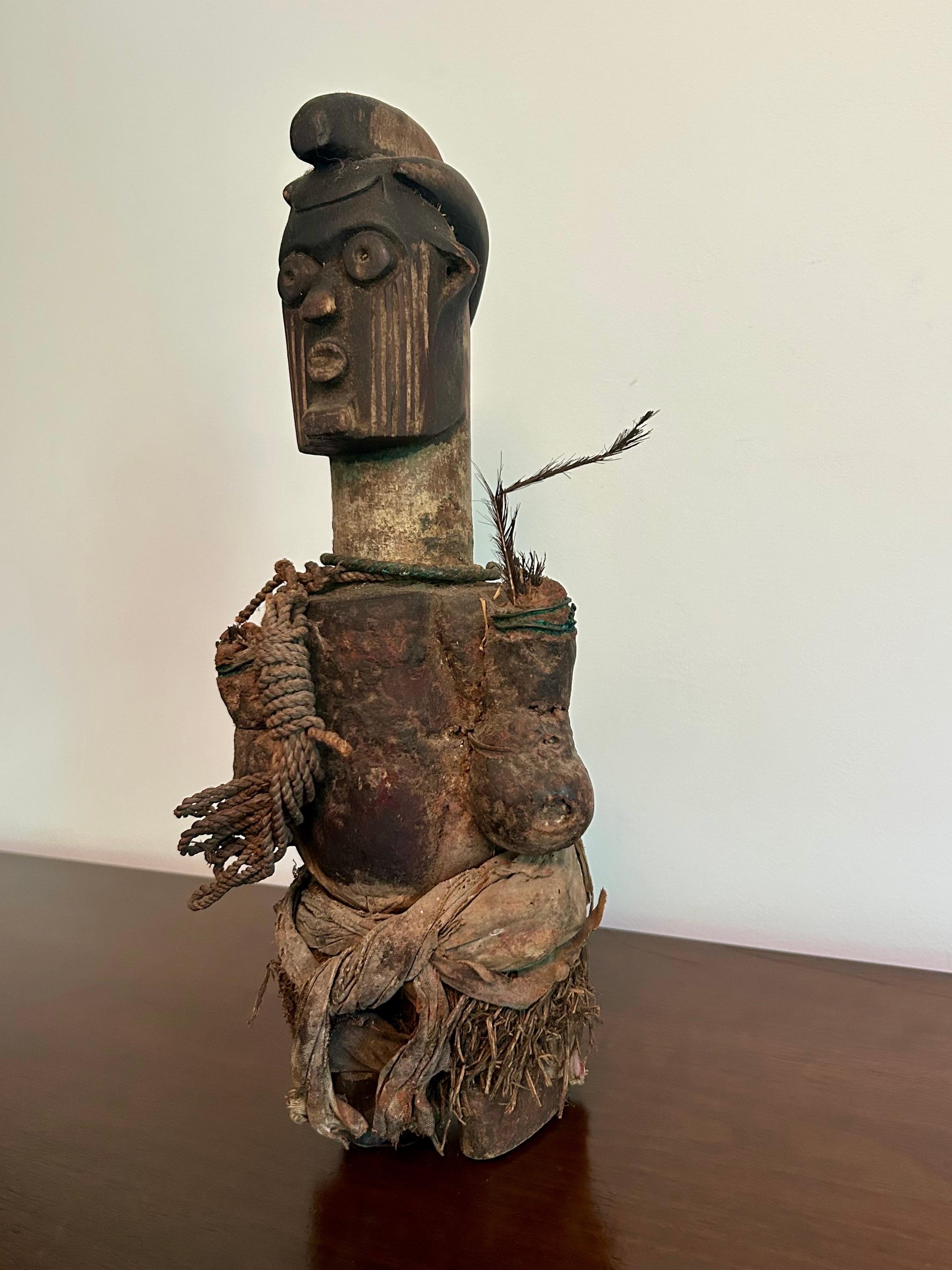 Vintage Teke Figur Afrikanische Kunst (Kongolesisch) im Angebot