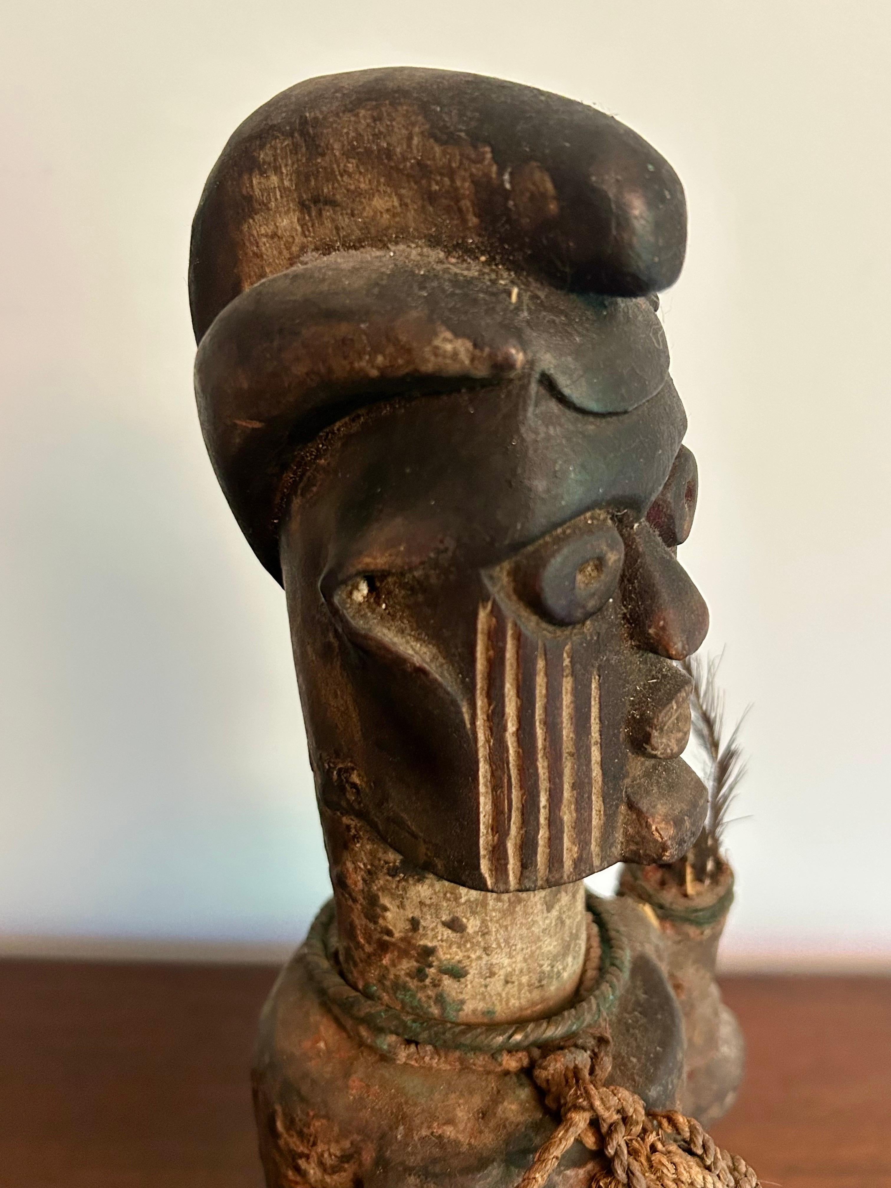 Vintage Teke Figur Afrikanische Kunst (Holz) im Angebot