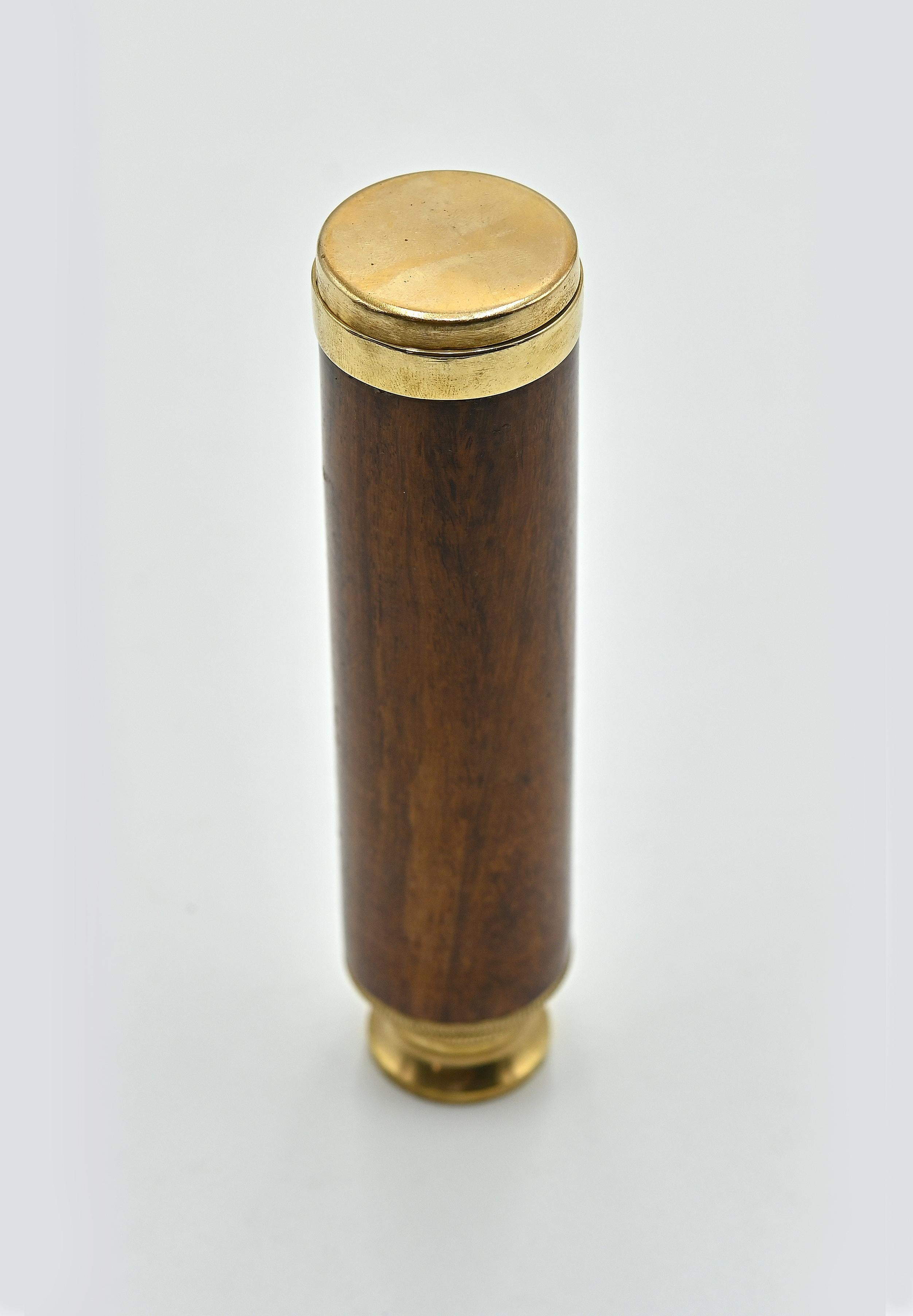 Vintage Telescope, Early 20th Century In Good Condition For Sale In Roma, IT