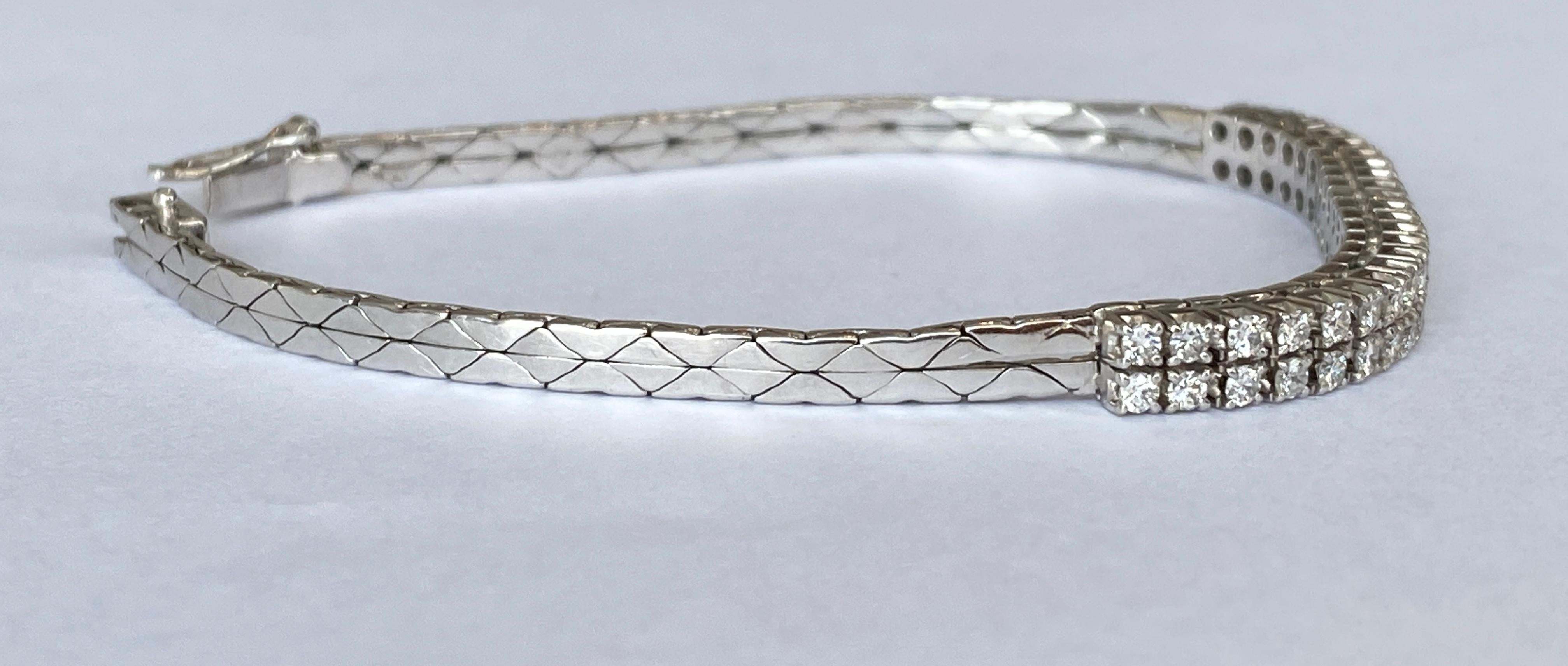 Women's or Men's Vintage tennis gold  approx. 1.60 ct diamond bracelet