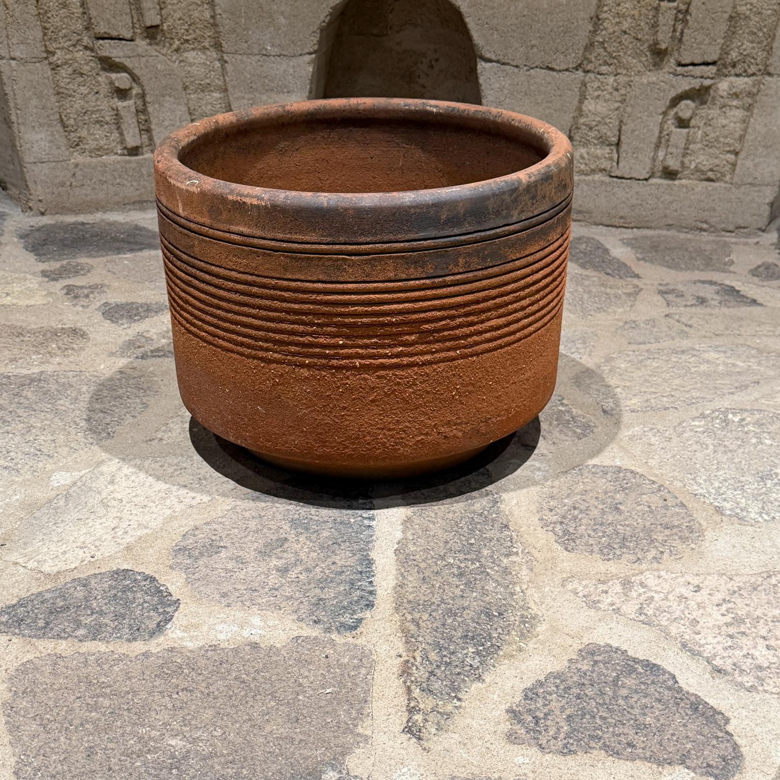 Vintage Terracotta Planter ModernStyle Gainey Pottery Style Era Estadounidense en venta