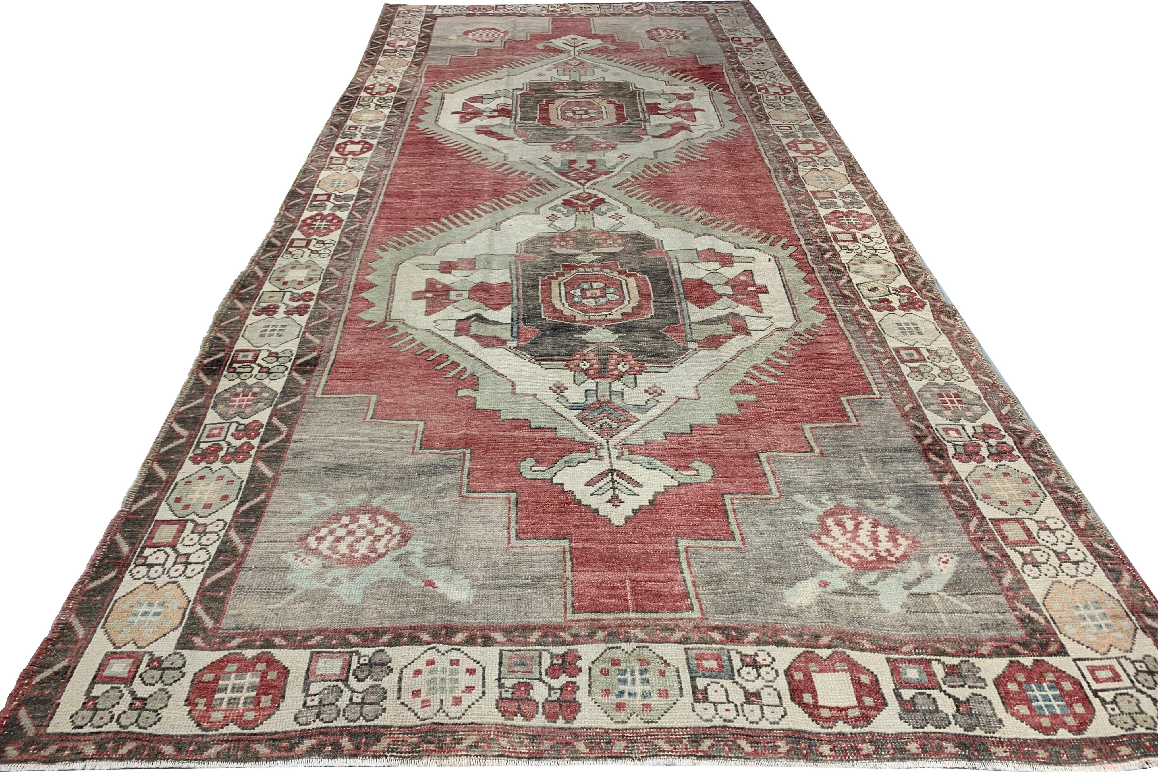 Alfombra turca vintage de terracota  5'8 x 12' Turco en venta