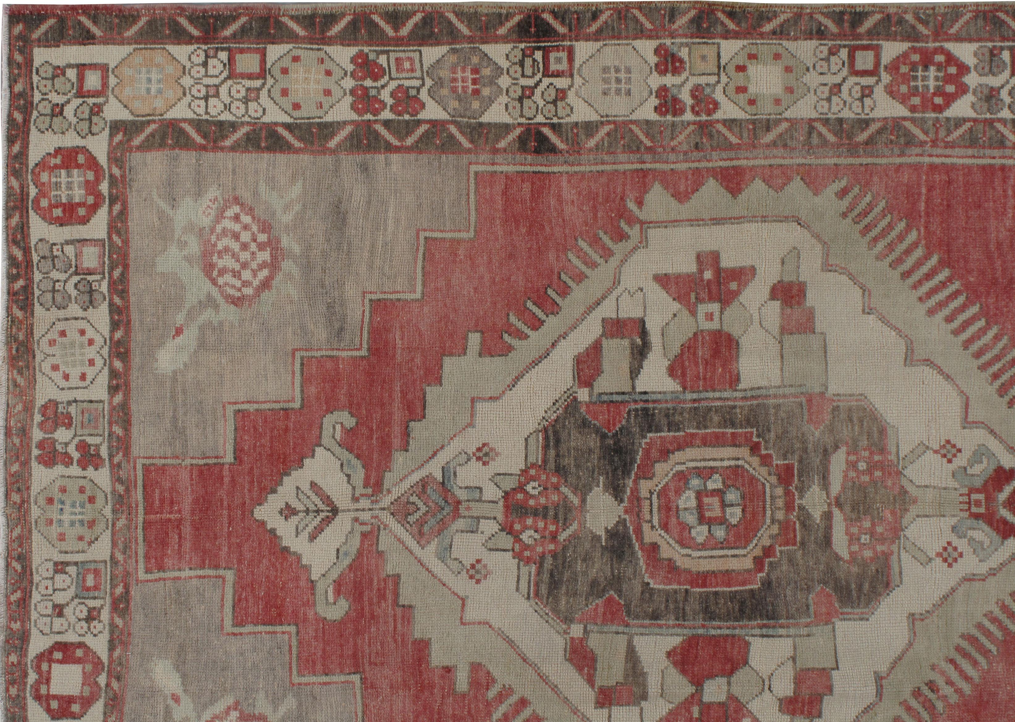 Alfombra turca vintage de terracota  5'8 x 12' Tejido a mano en venta