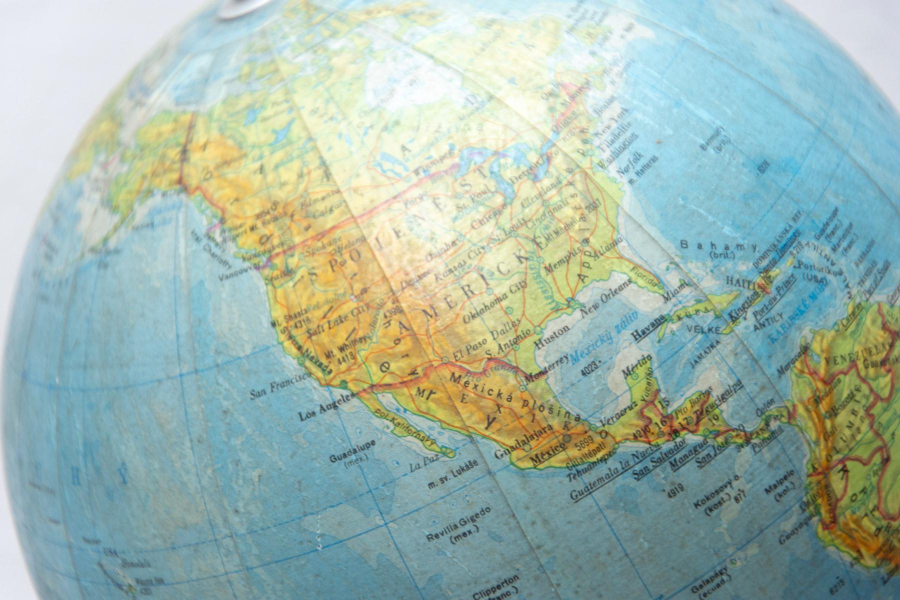 Globo terrestre vintage, anni '70, Cecoslovacchia in vendita 2