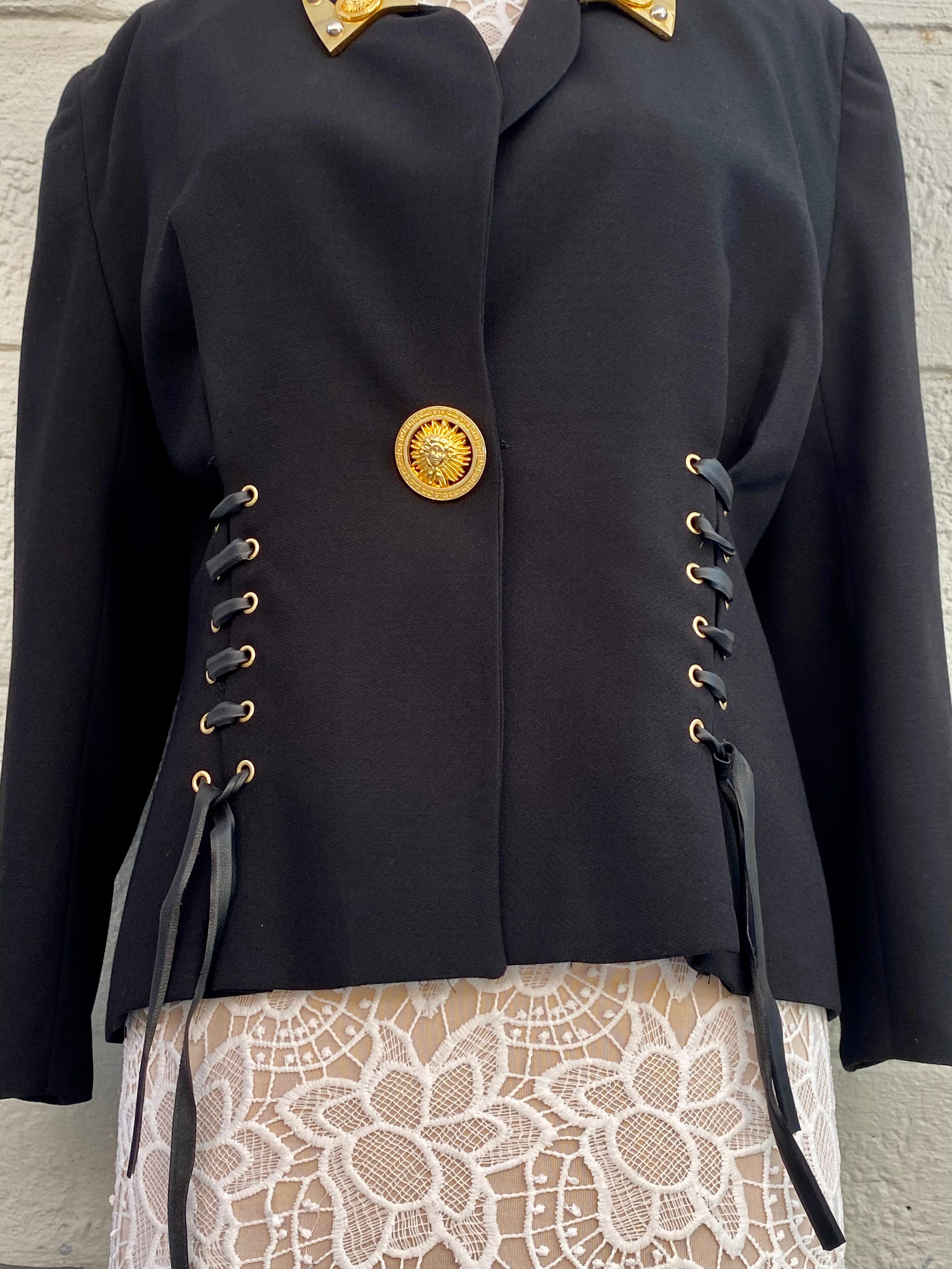 Vintage Terry Paris Gold Medallion Leather Lace Jacket Unisexe en vente