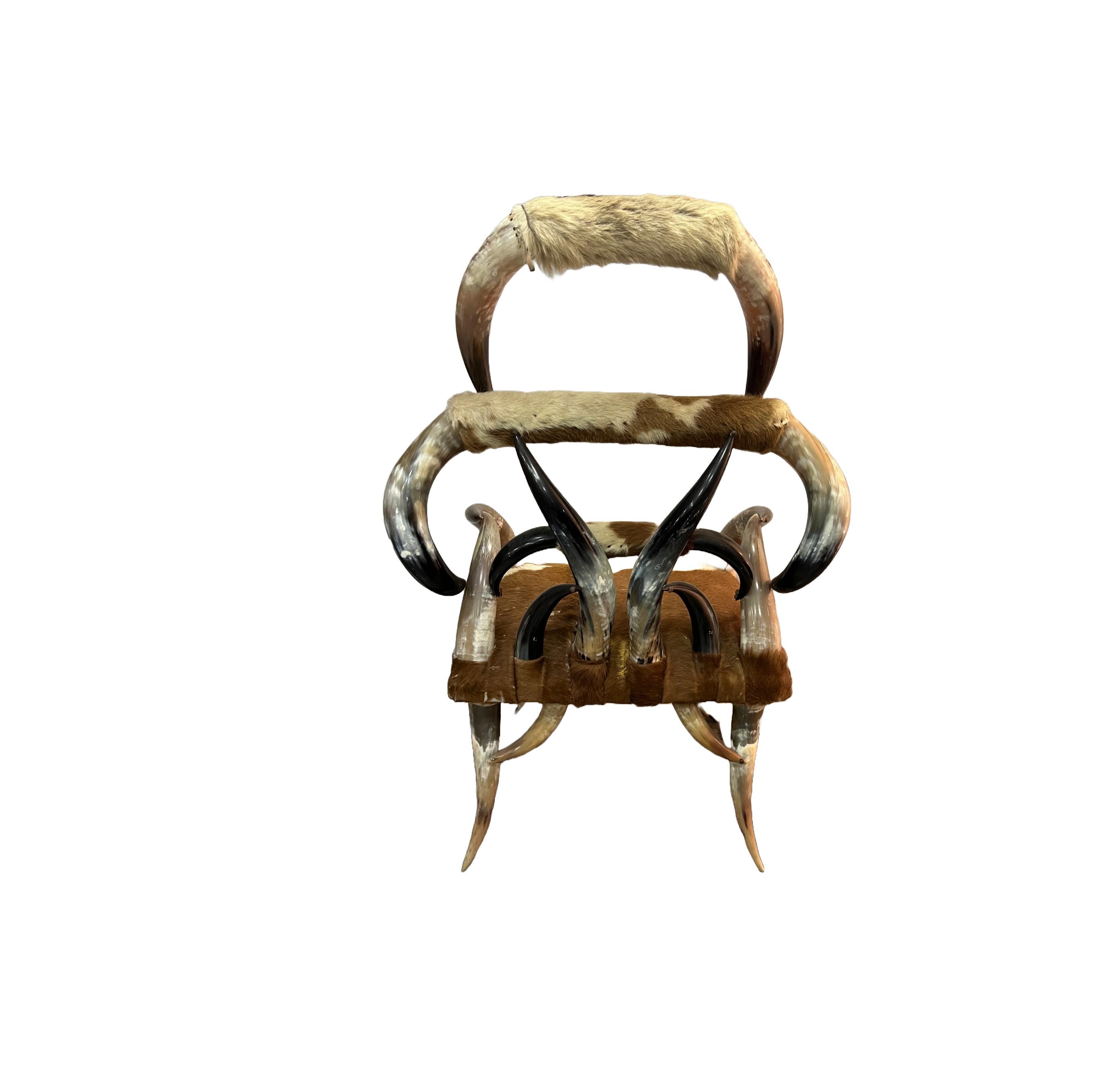 Corne Chaise à bras et pouf rustique Texas Long Horn, Circa Vintage 1960 en vente