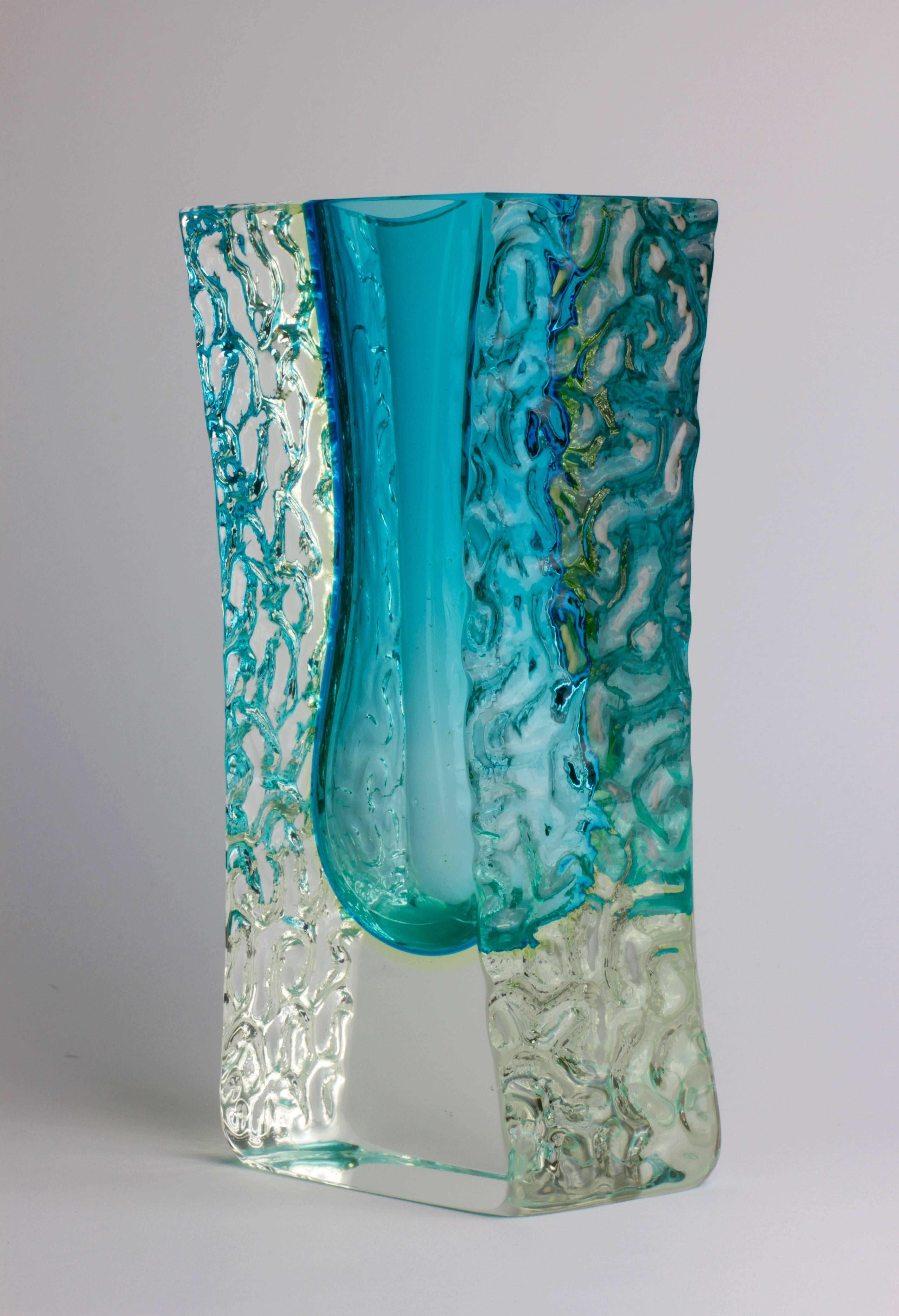 Italian Vintage Textured and Faceted Murano 'Sommerso' Blue Ice Glass Vase For Sale