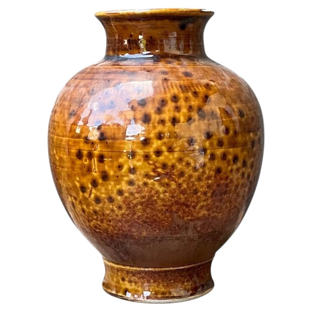 Vaso in ceramica vintage con finitura ruvida