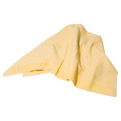 Mantel vintage con textura de la región de Sárköz, Hungría, mediados del siglo XX