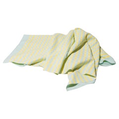 Nappe vintage tissée dans la région de Sárköz, Hongrie, milieu du 20e siècle