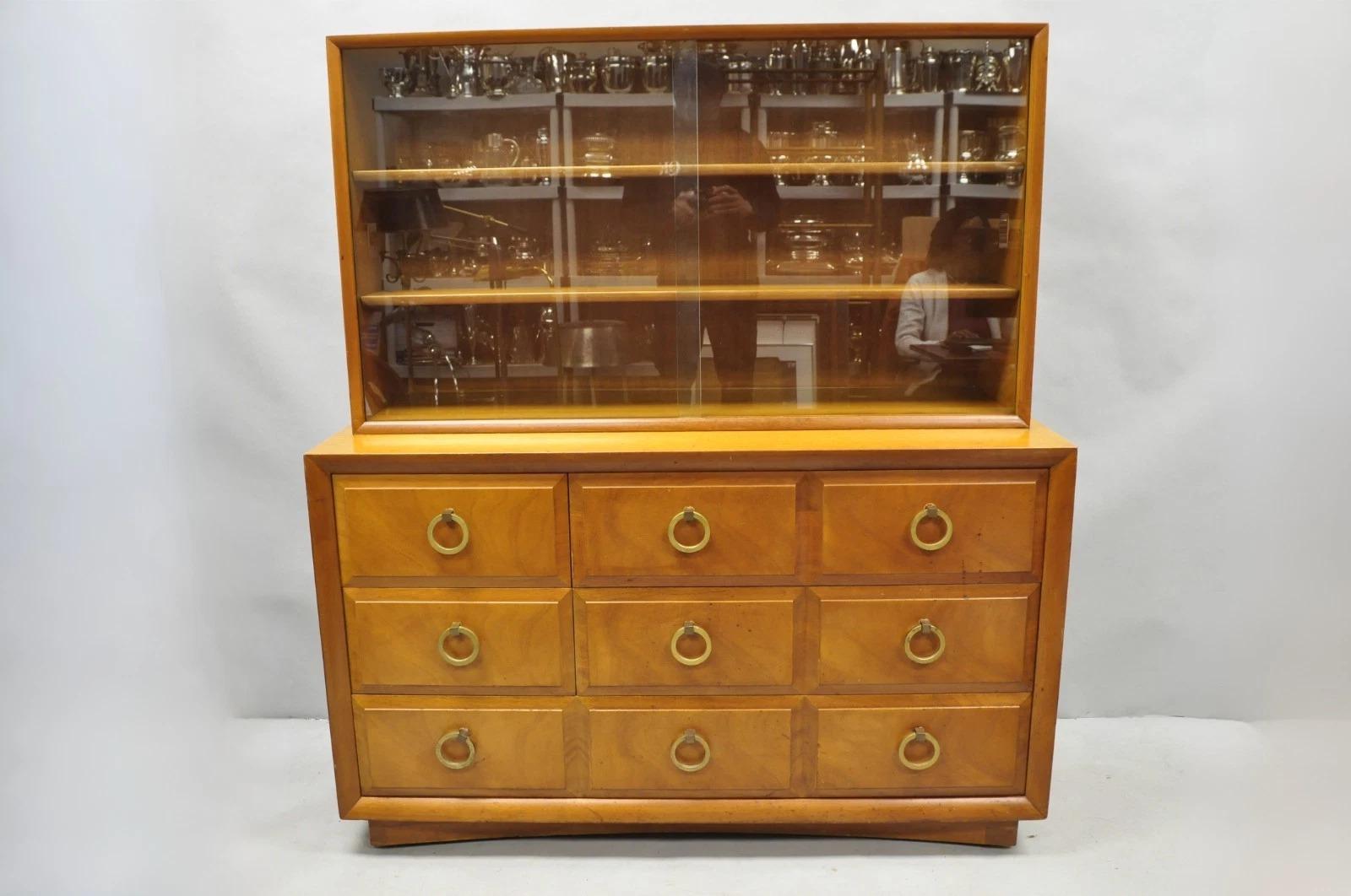 Vintage T.H. Robsjohn Gibbings para Widdicomb Vajilla de caoba con anillo de latón en venta 12