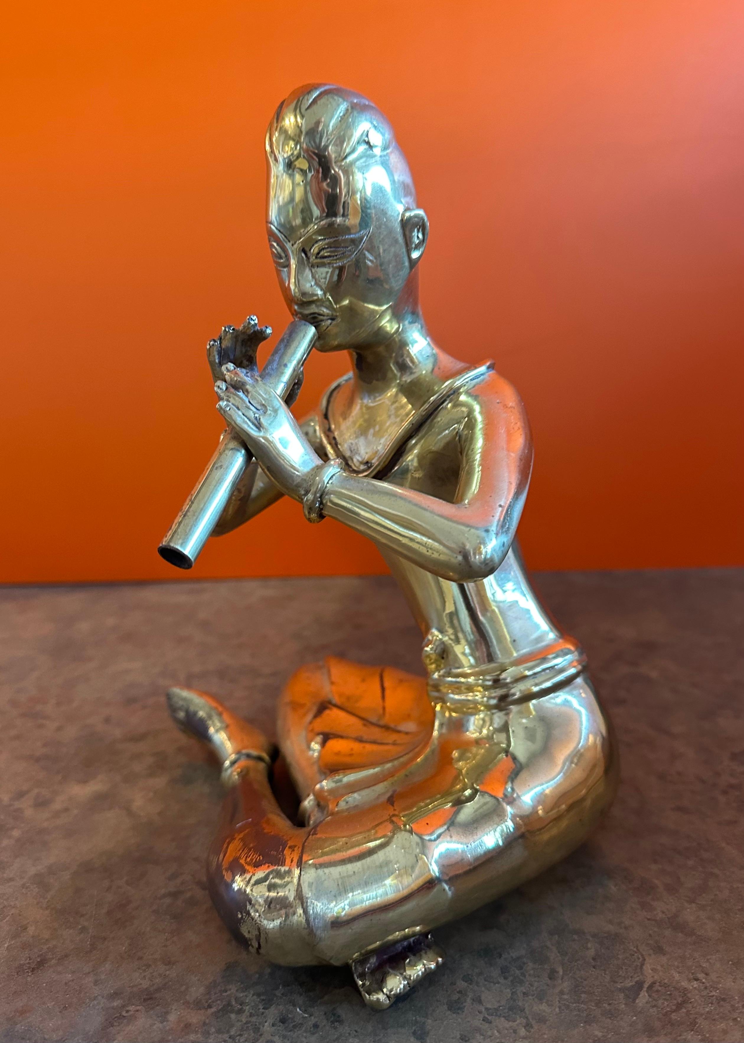 Ottone Scultura incantatrice di serpenti in ottone Vintage By in vendita